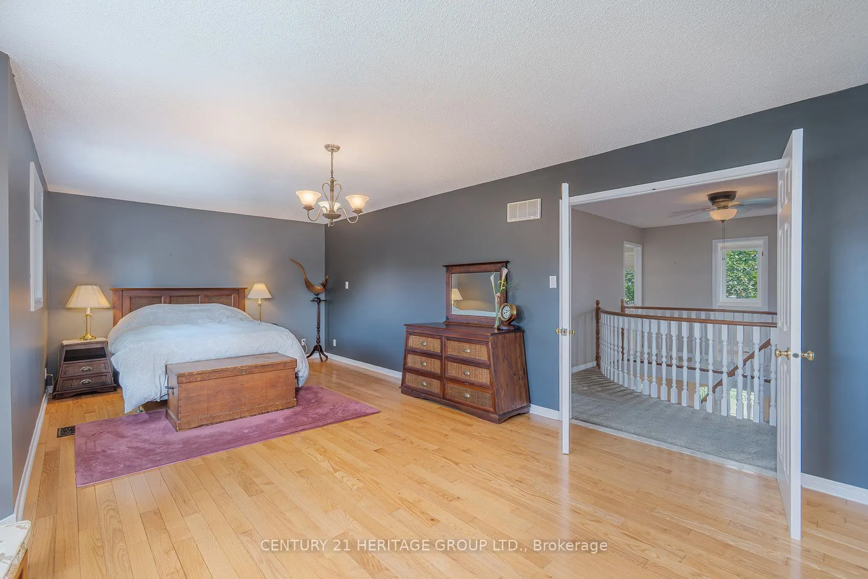 55 Chartwell Crescent