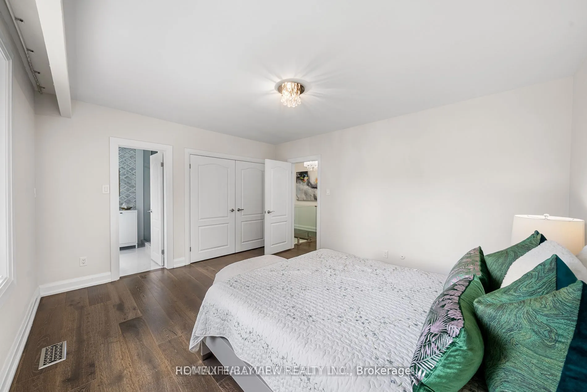 220 Grandview Avenue