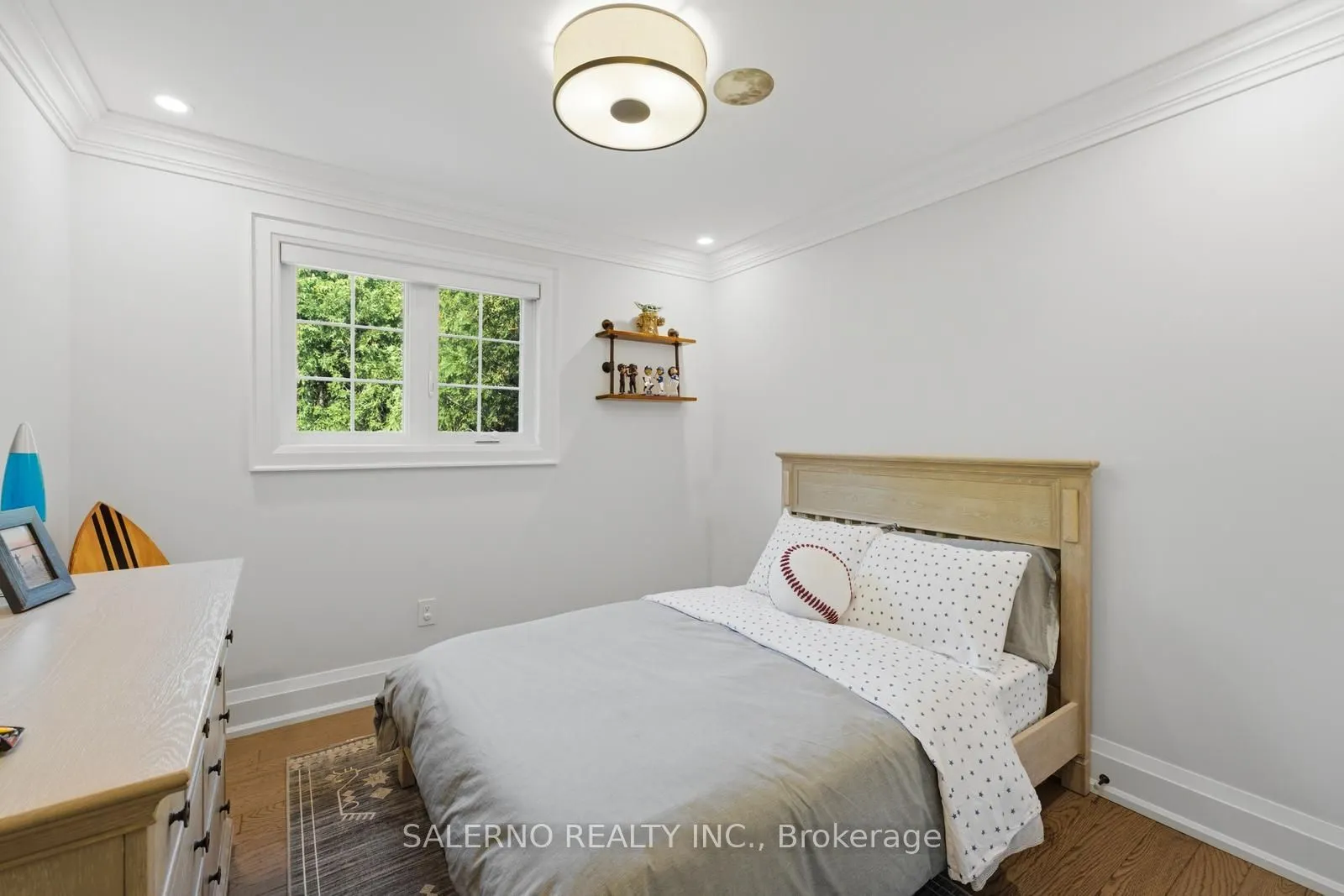 35 Sir Constantine Drive