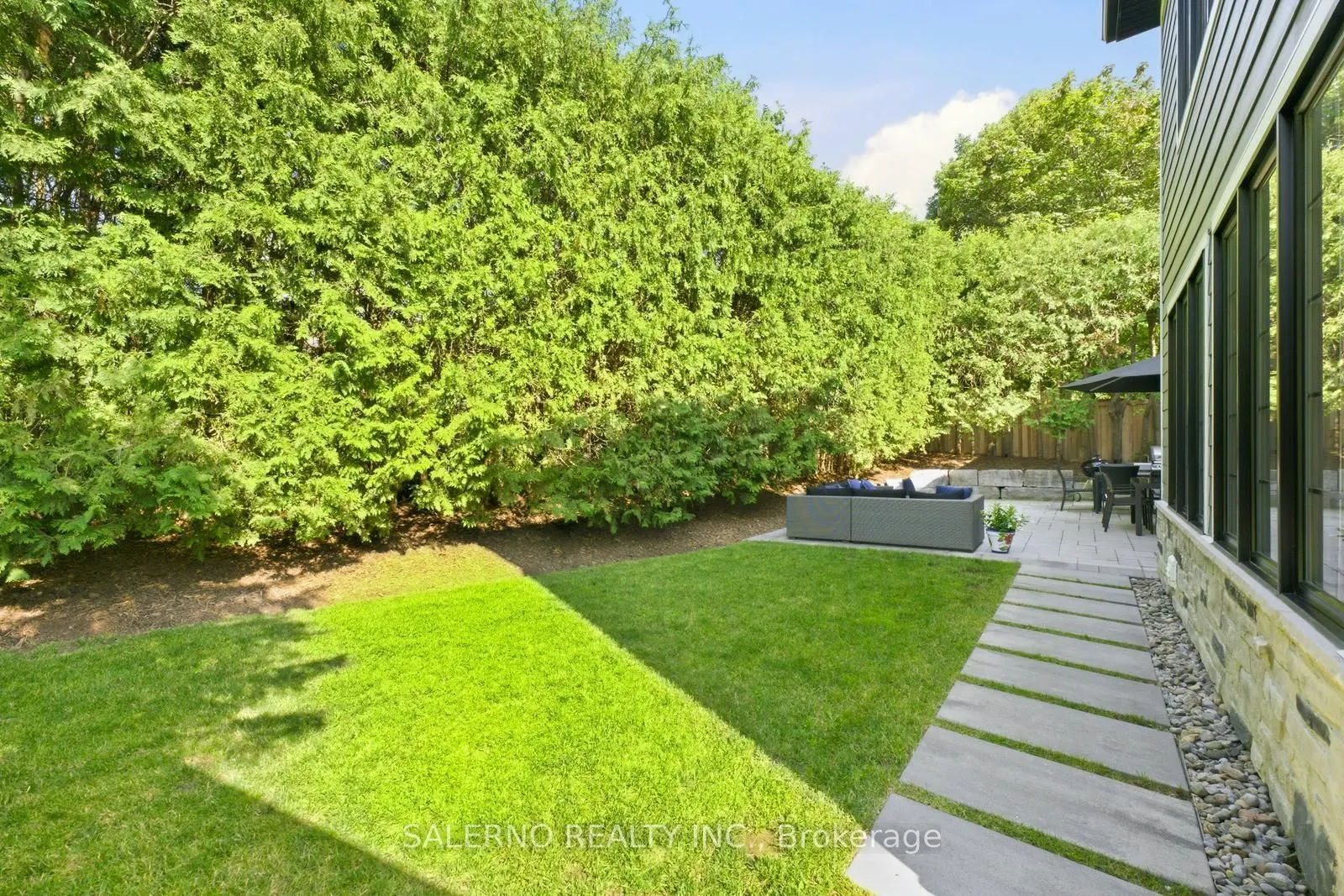 35 Sir Constantine Drive