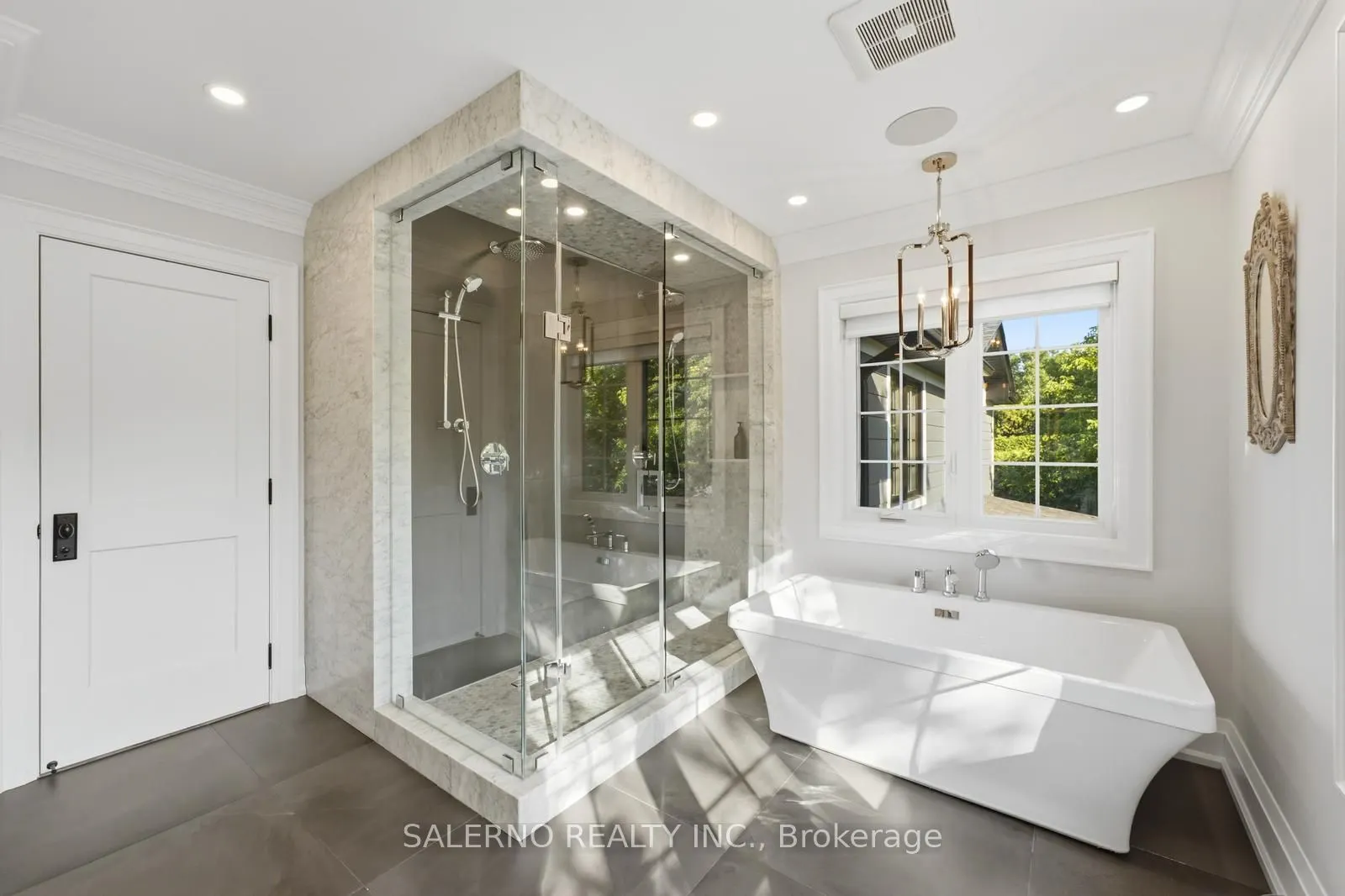 35 Sir Constantine Drive