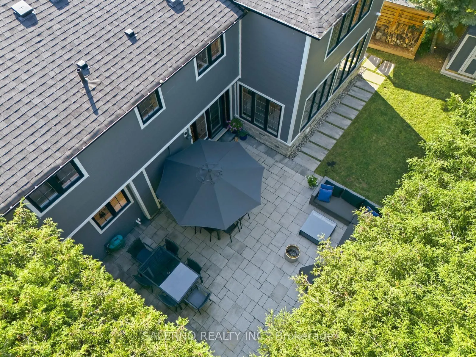 35 Sir Constantine Drive