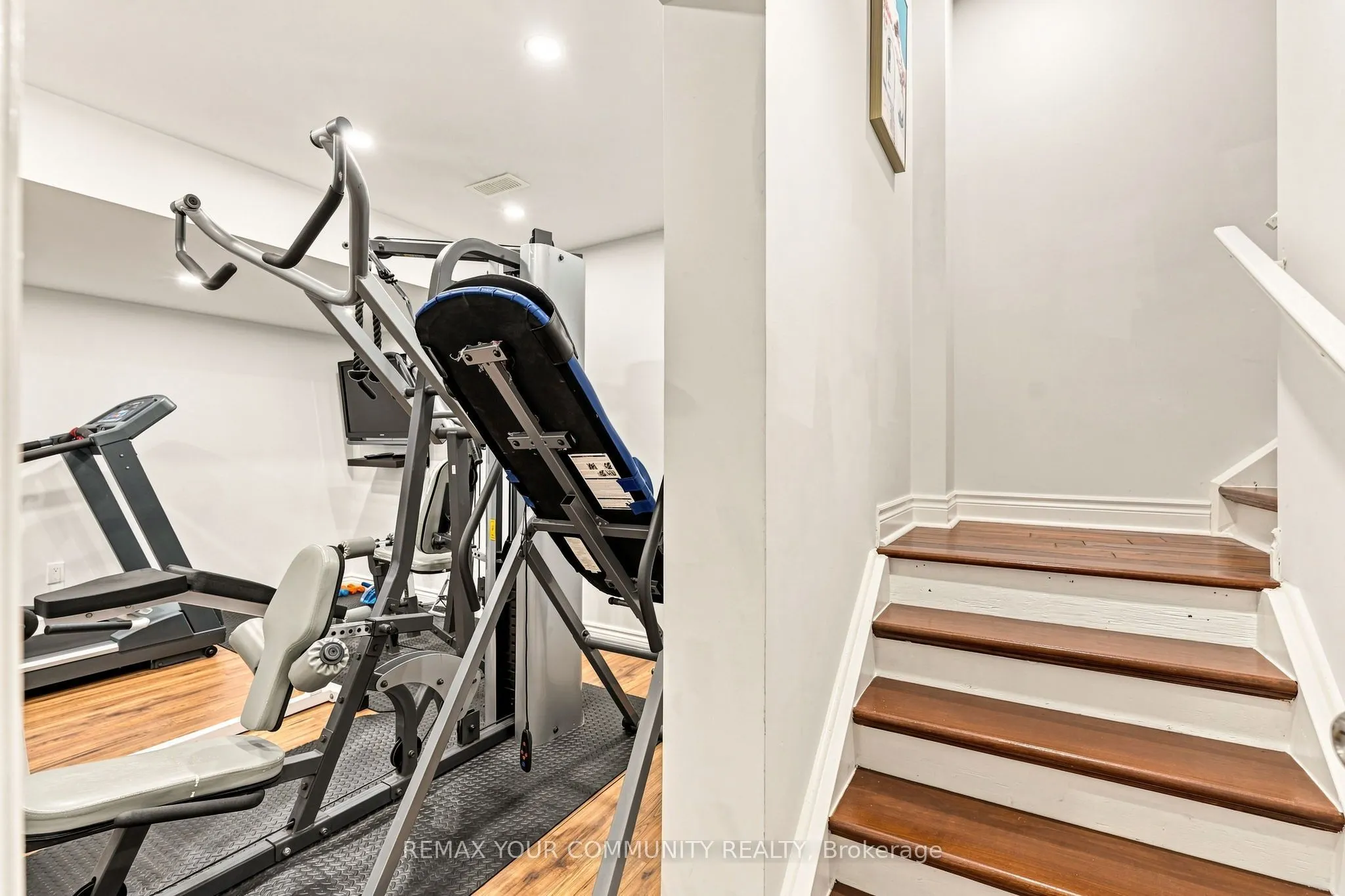 176 Tigertail Crescent