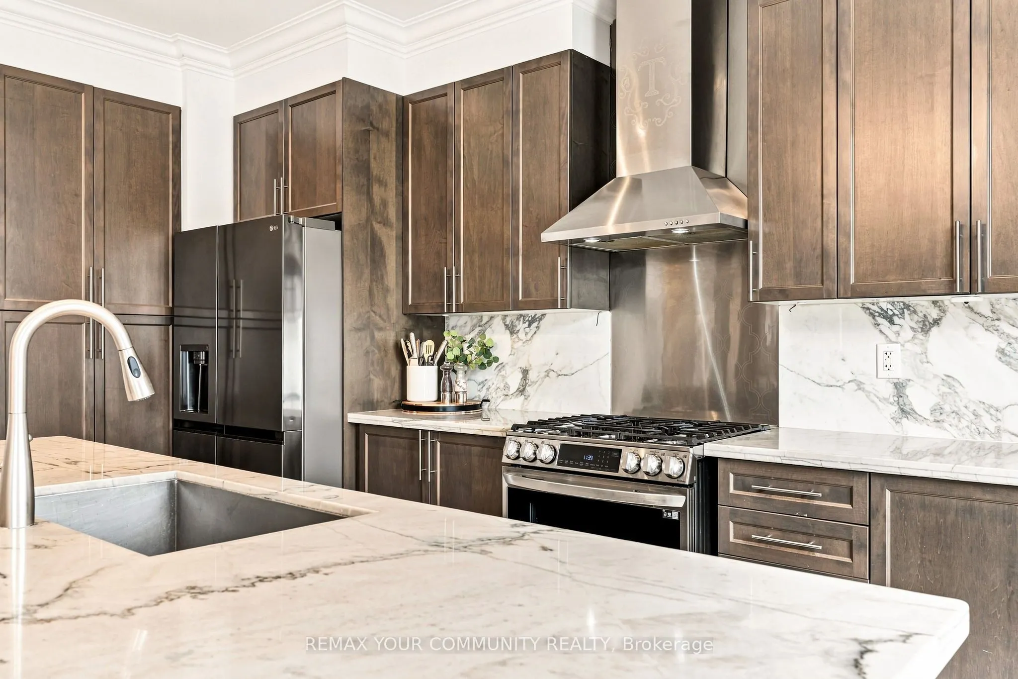 176 Tigertail Crescent