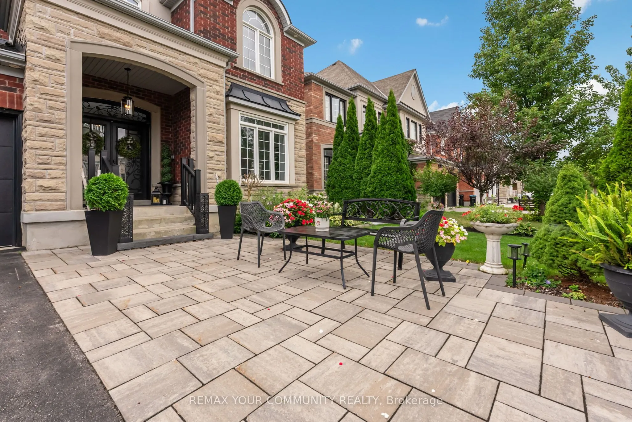 176 Tigertail Crescent