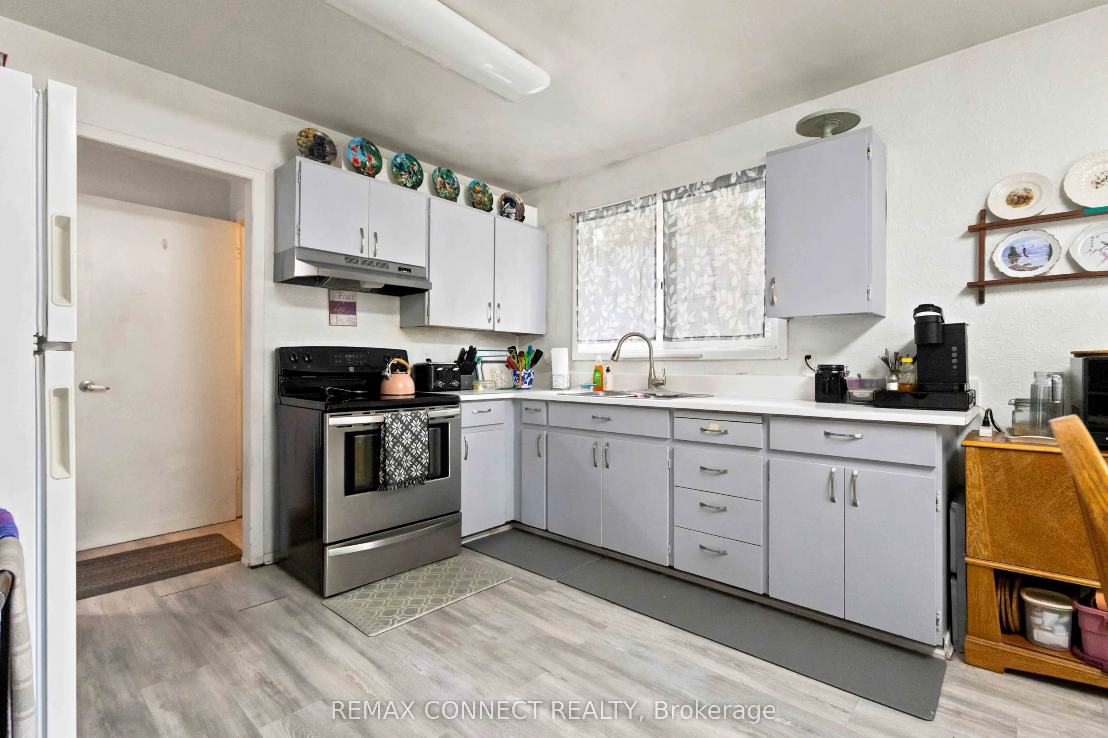 322 Andrew Street