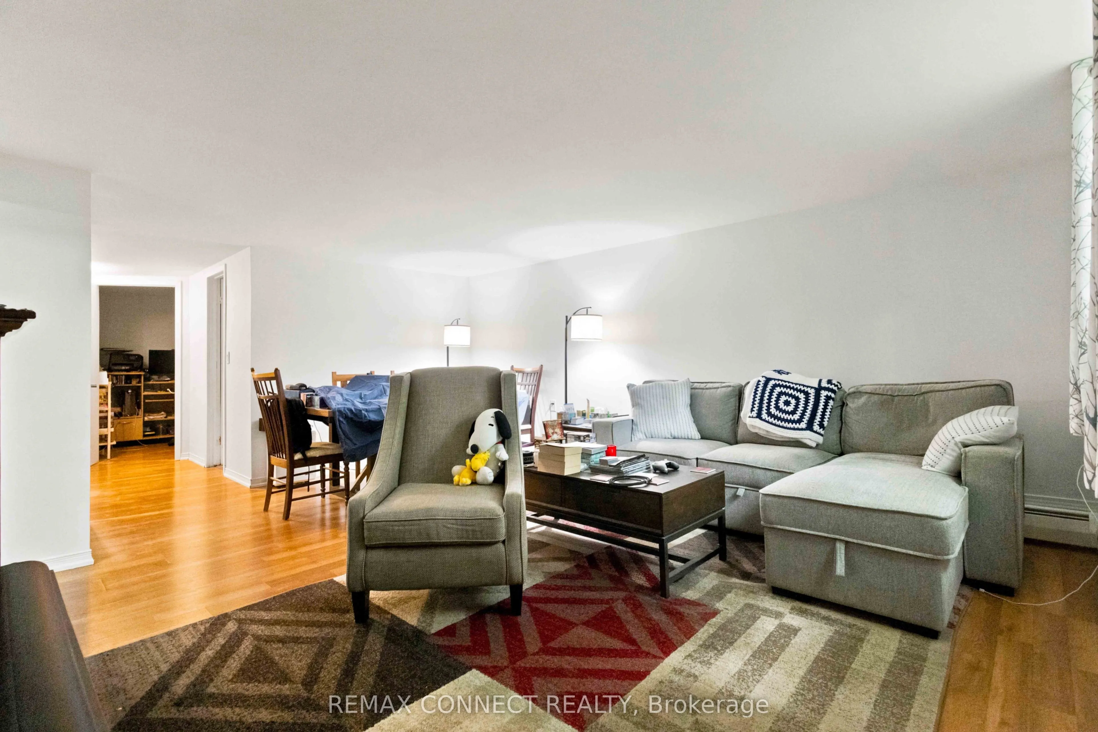 322 Andrew Street