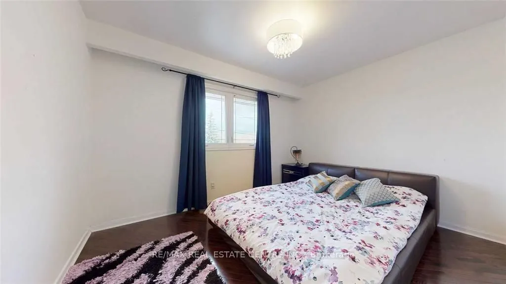 259 Simcoe Road
