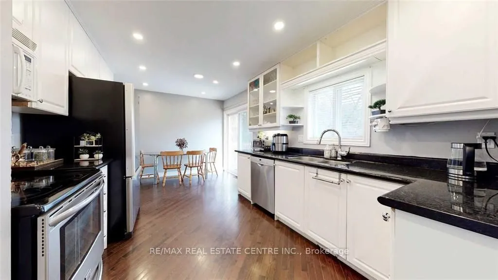 259 Simcoe Road