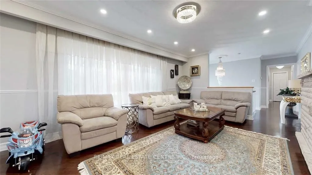 259 Simcoe Road