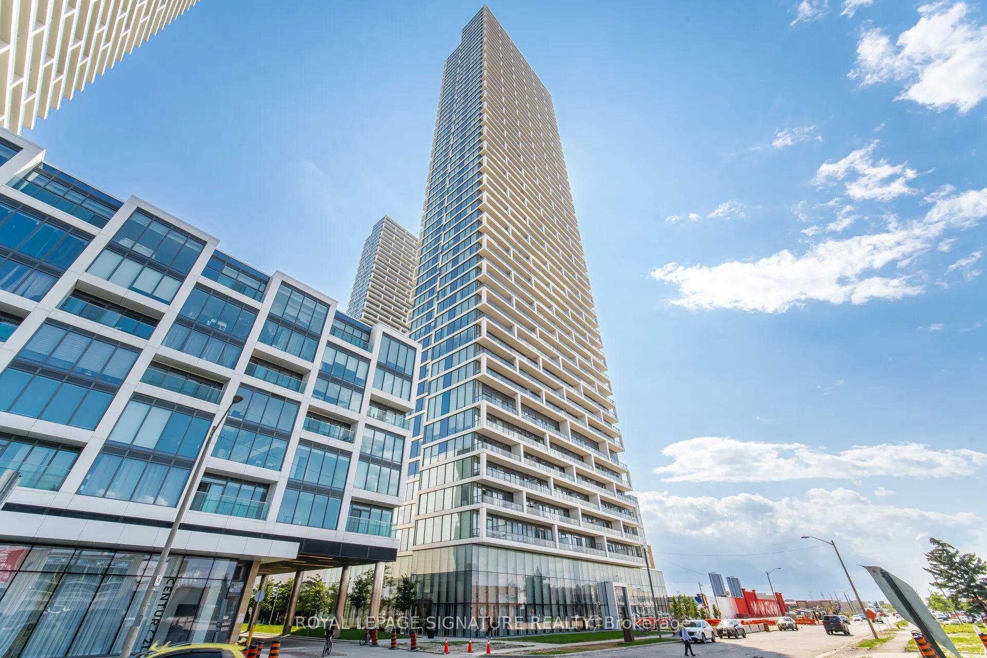 898 Portage Parkway #5301