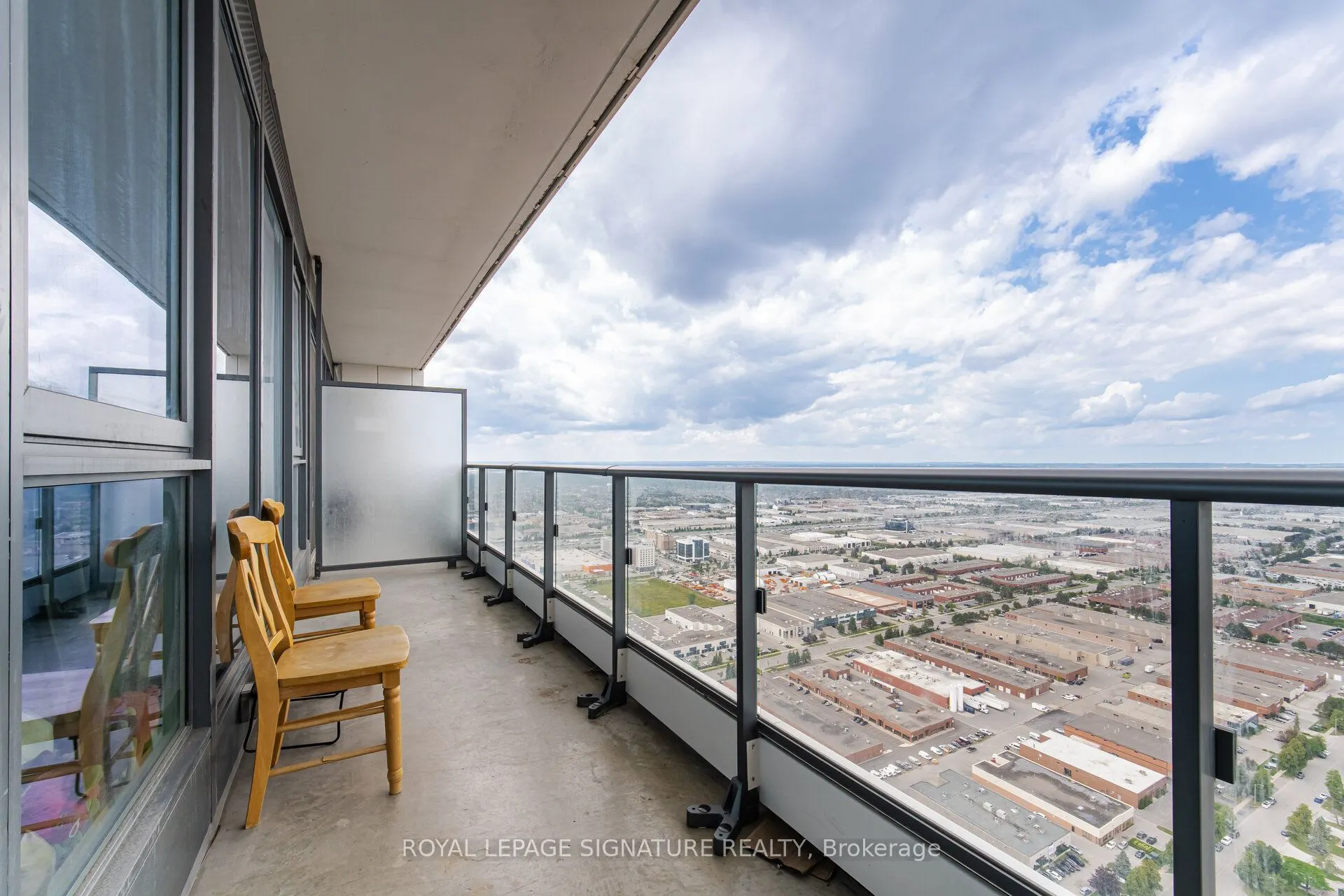 898 Portage Parkway #5301