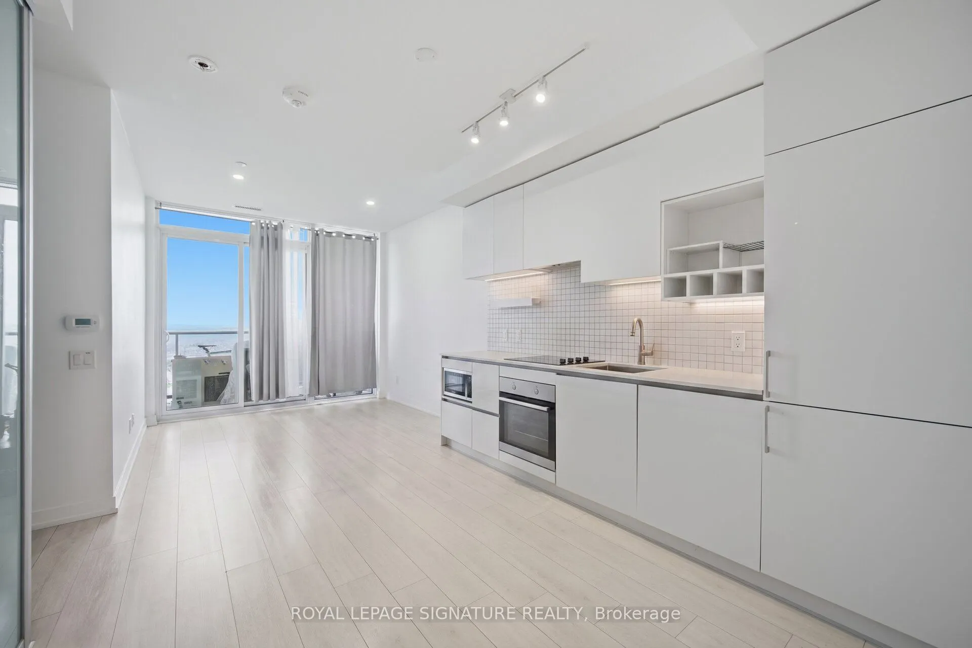 898 Portage Parkway #5301