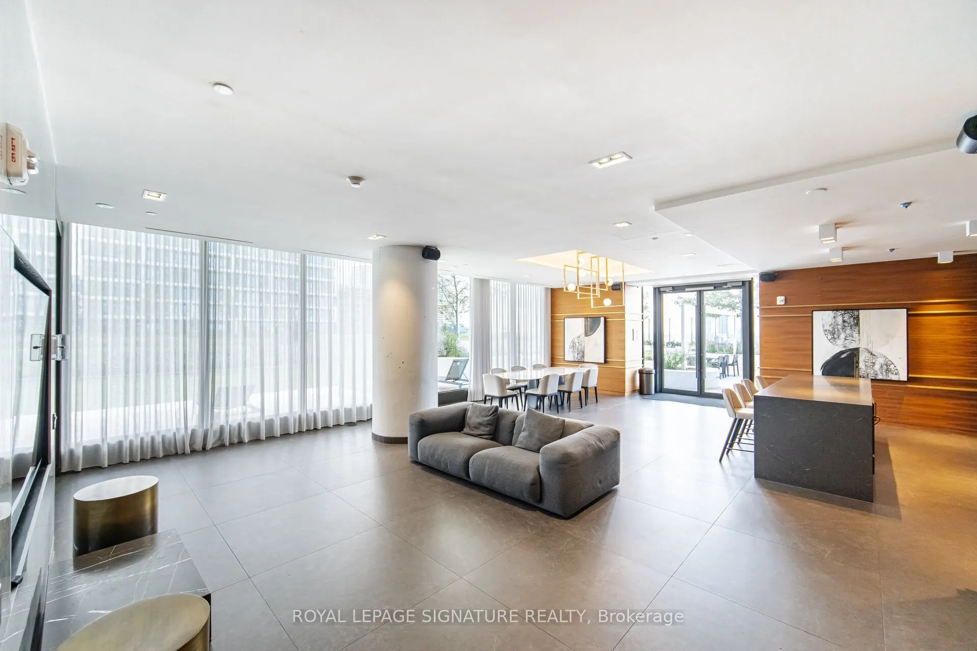 898 Portage Parkway #5301