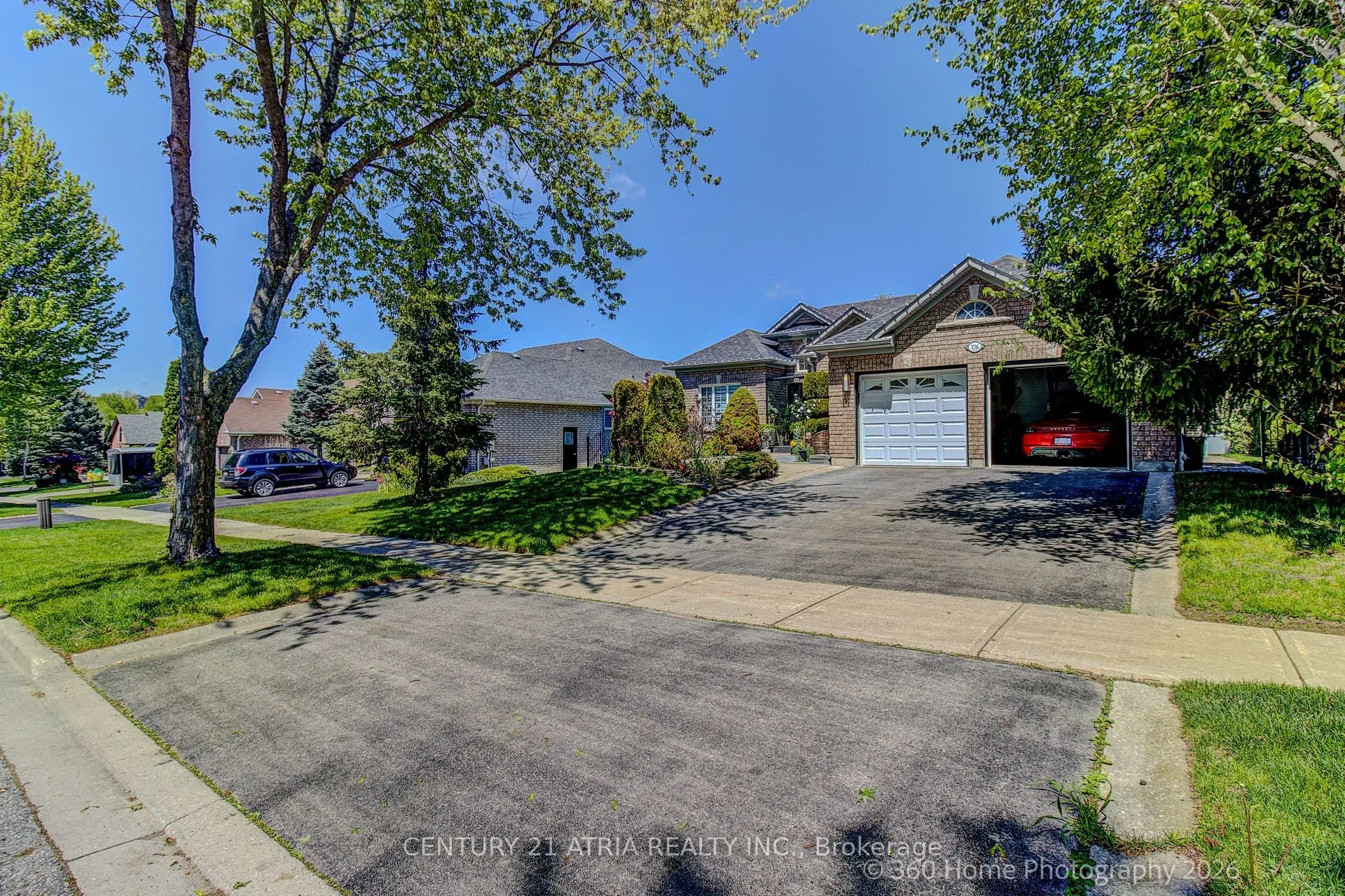 176 Laurentian Boulevard