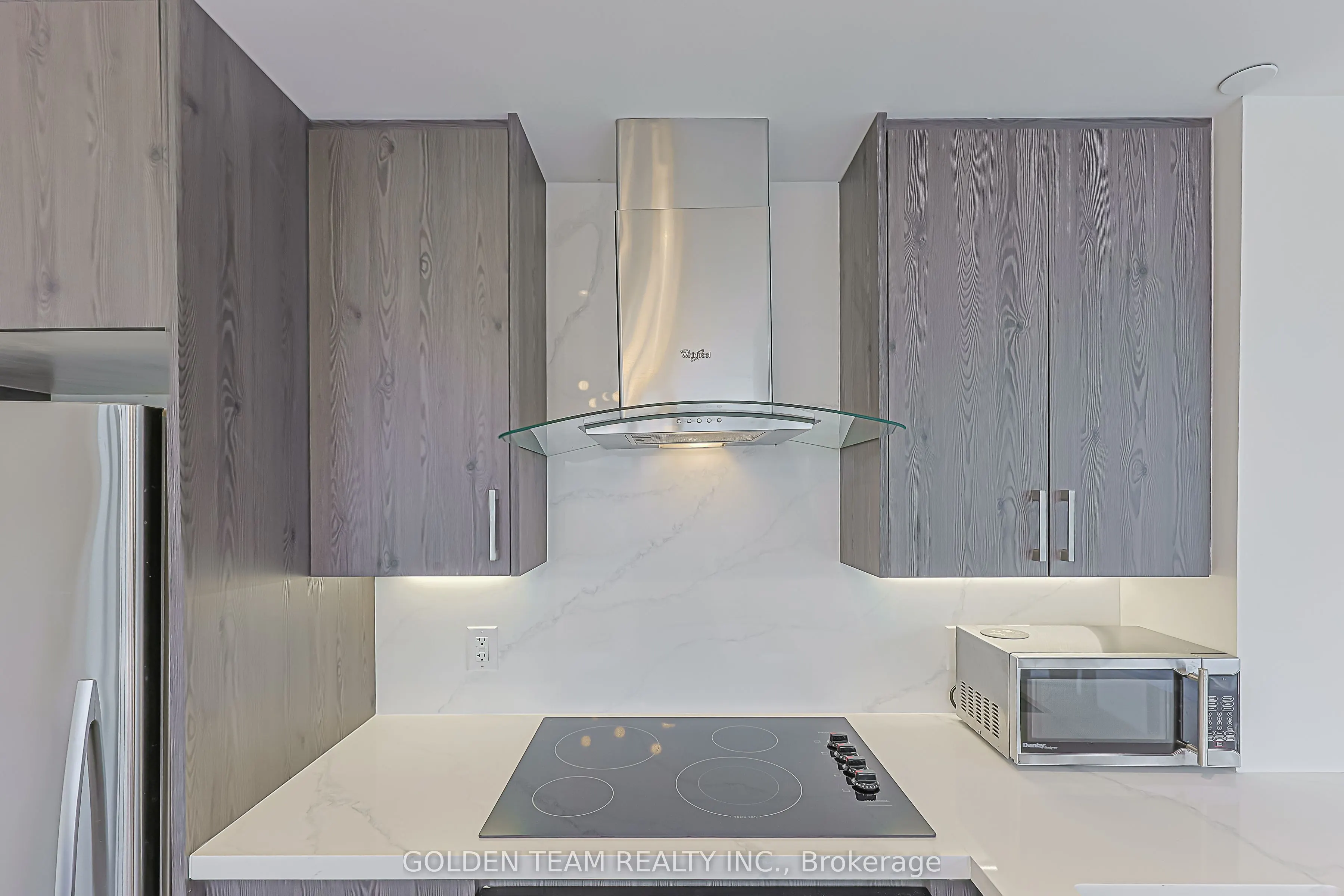 9600 Yonge Street #218B