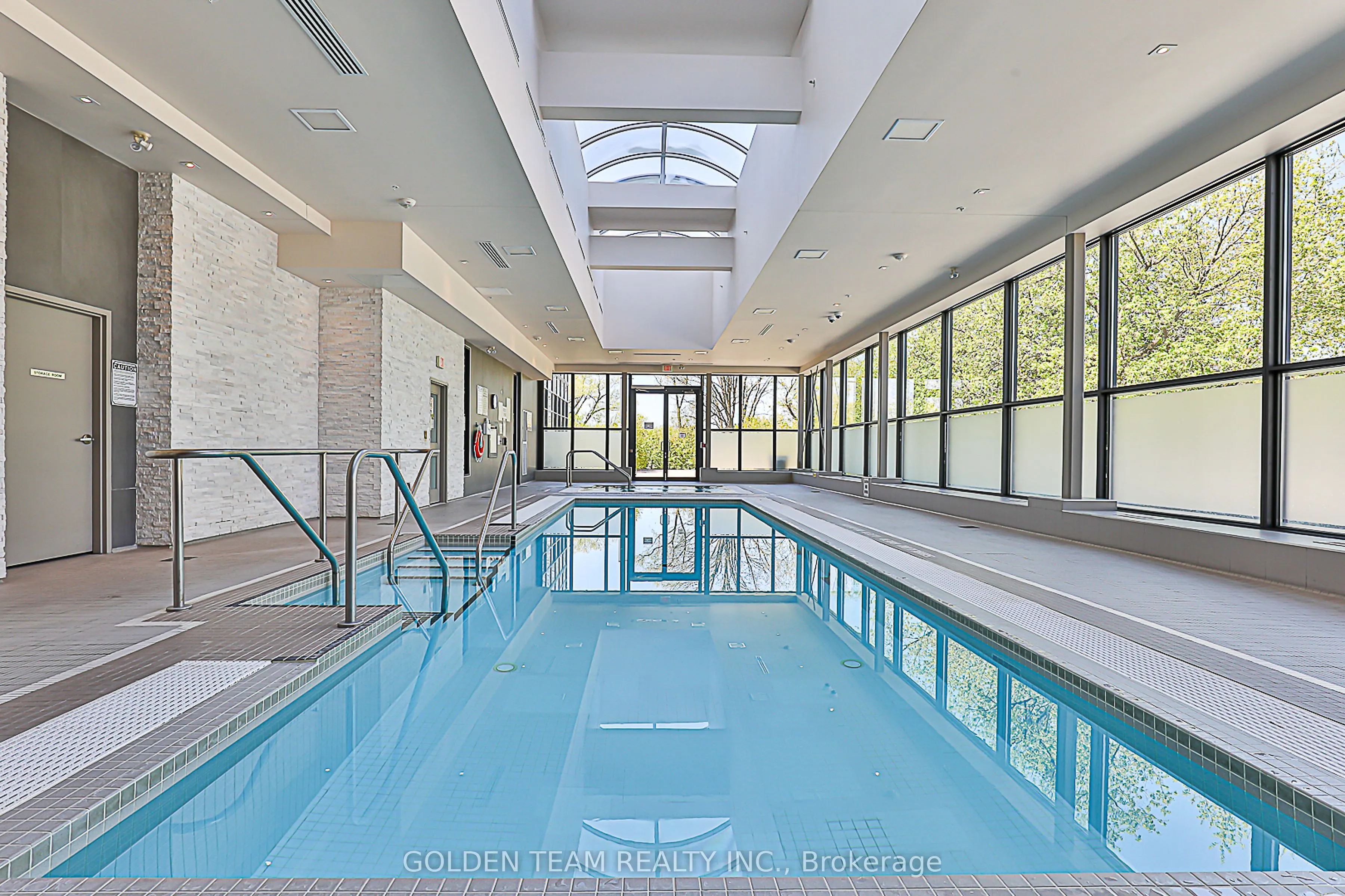 9600 Yonge Street #218B