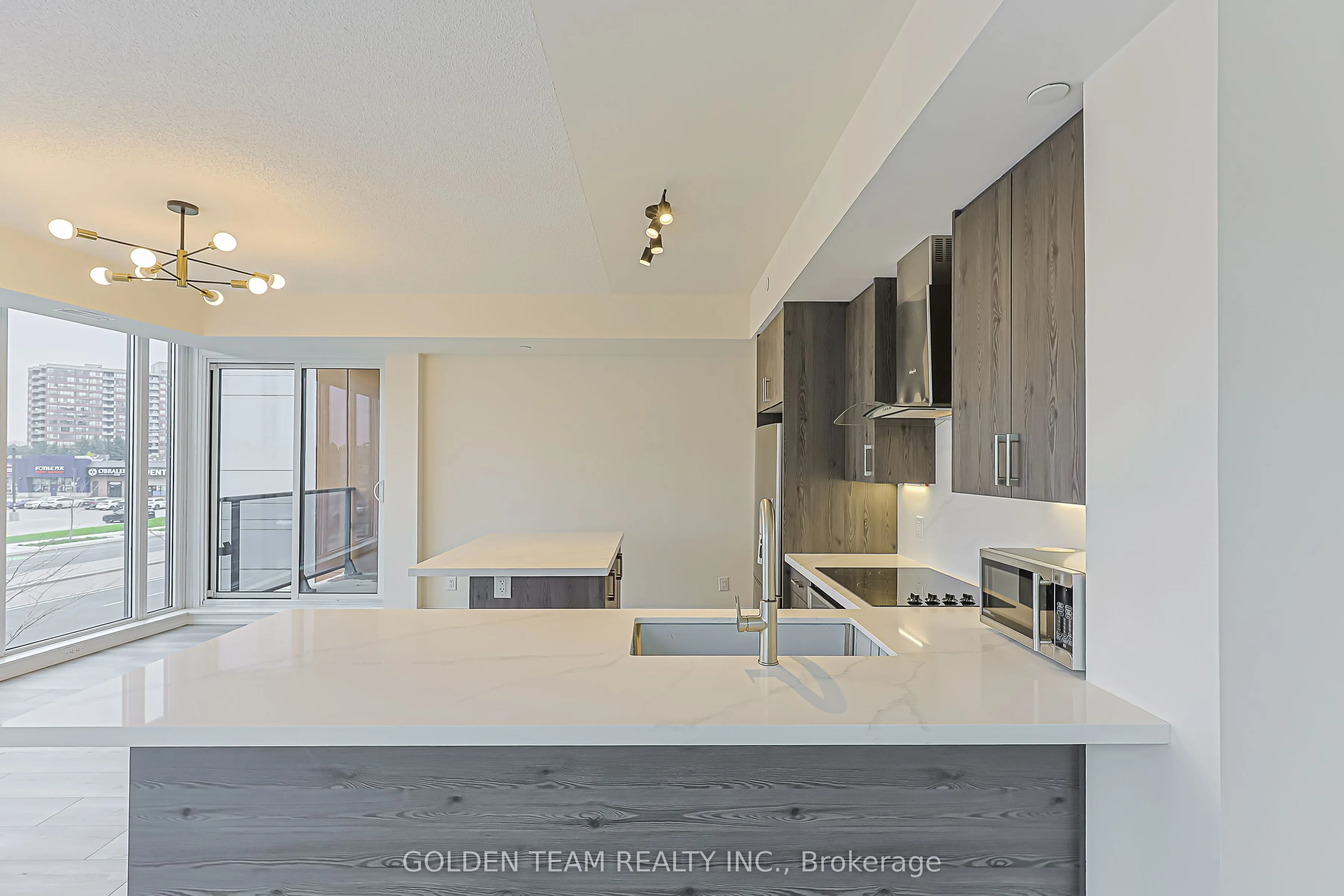 9600 Yonge Street #218B