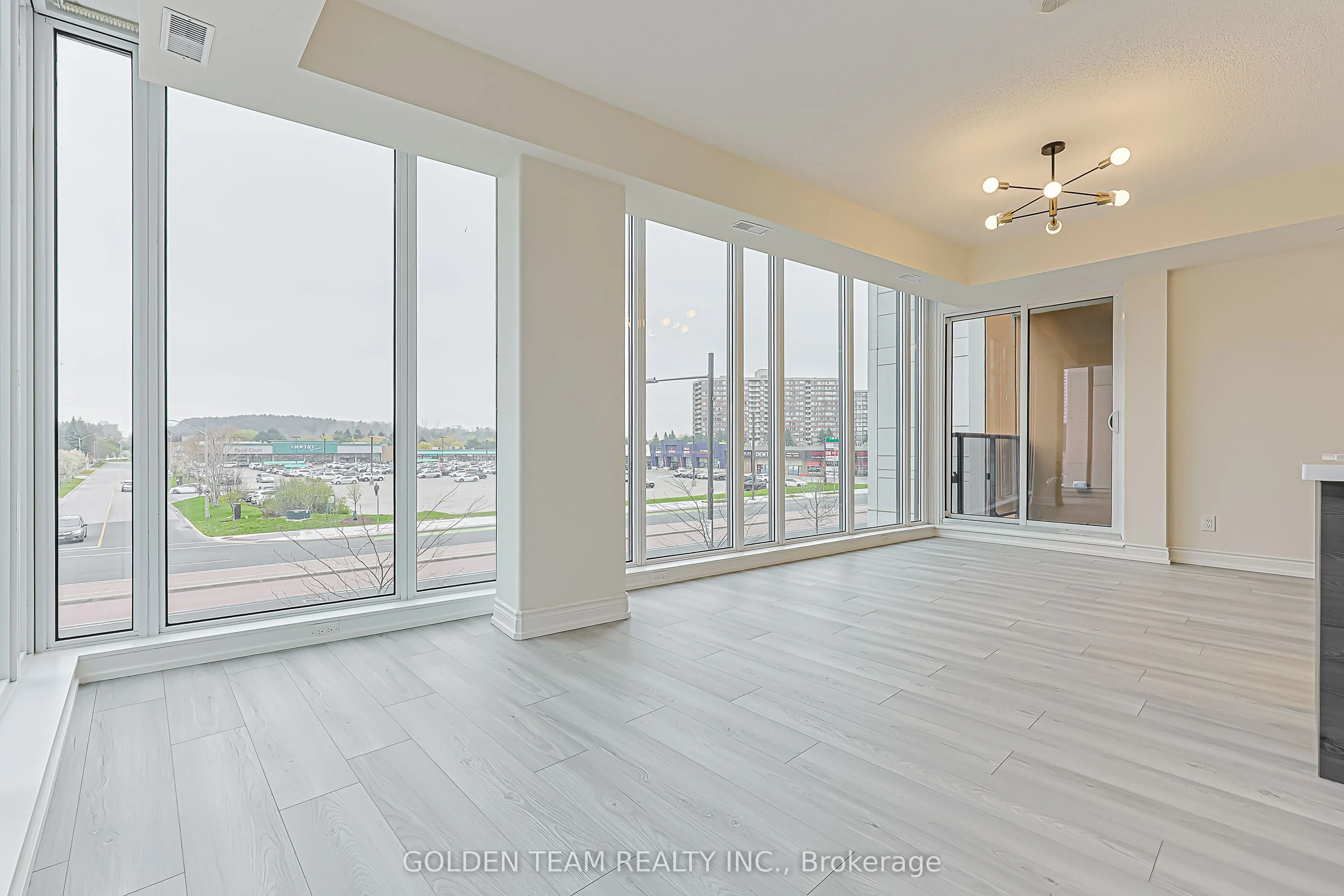 9600 Yonge Street #218B