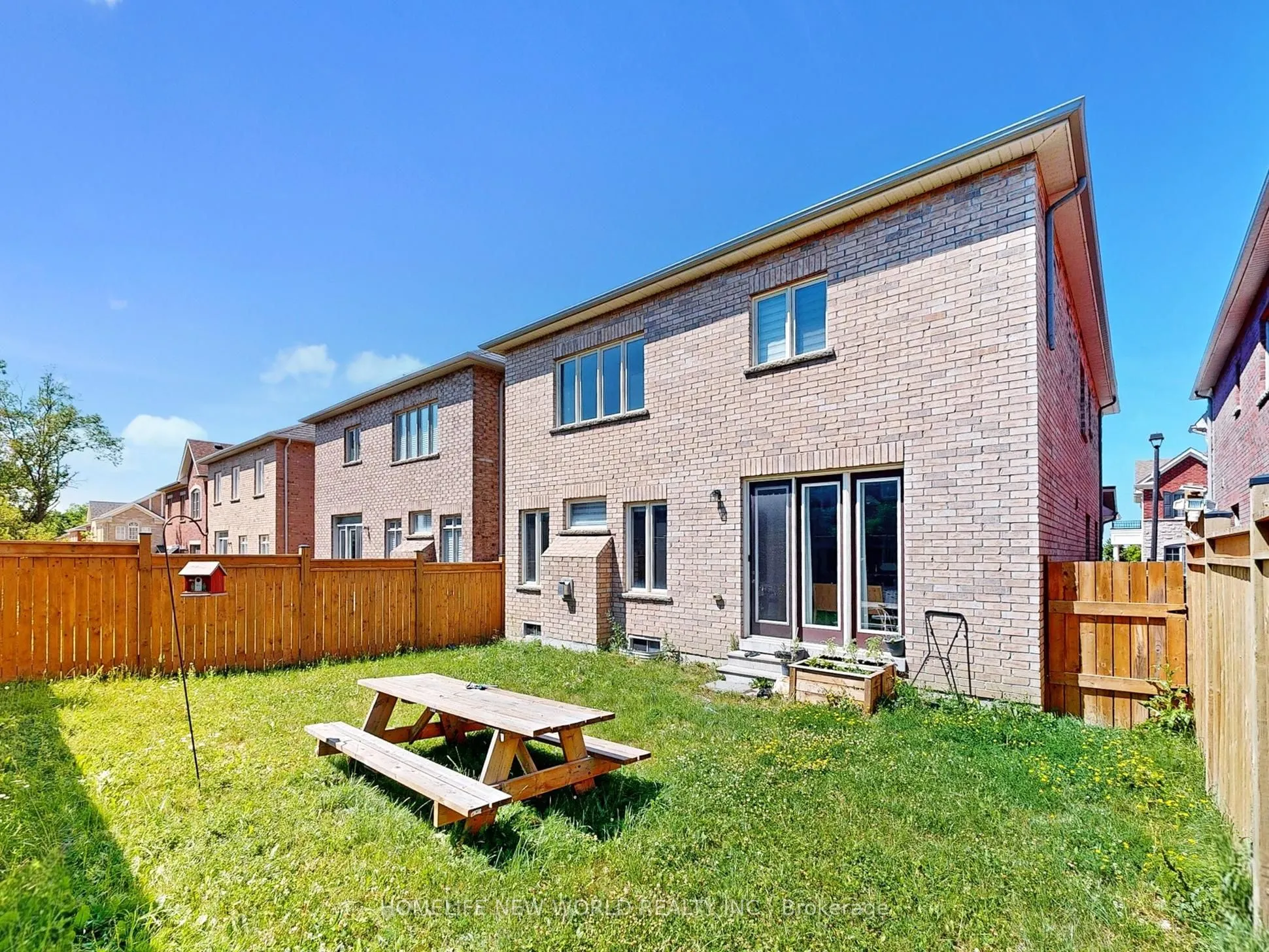 54 Thornapple Lane
