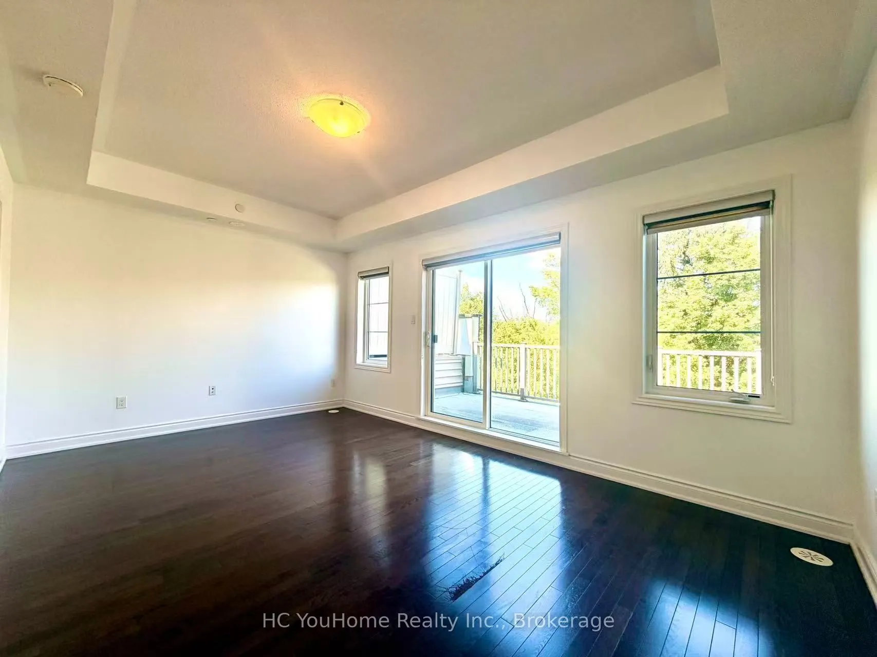 1331 Major Mackenzie Drive W #122
