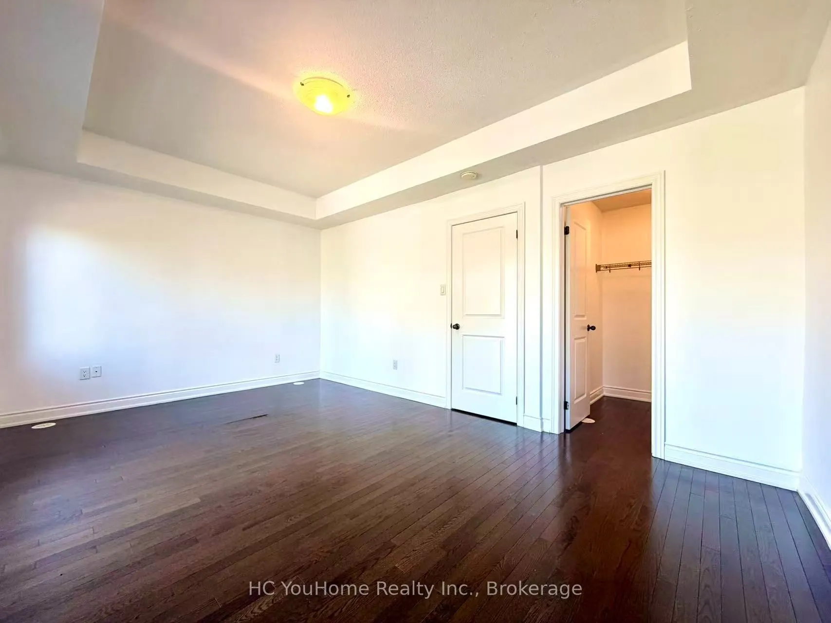 1331 Major Mackenzie Drive W #122