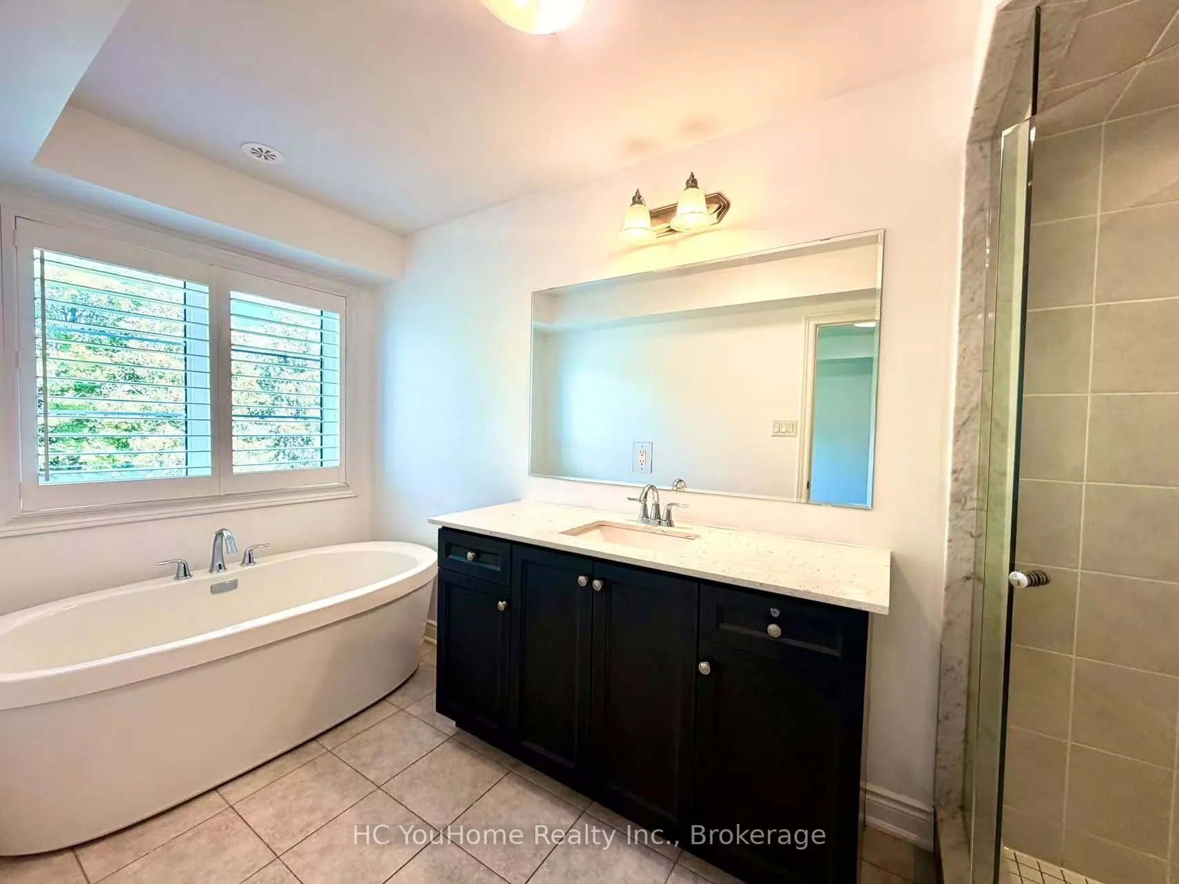 1331 Major Mackenzie Drive W #122