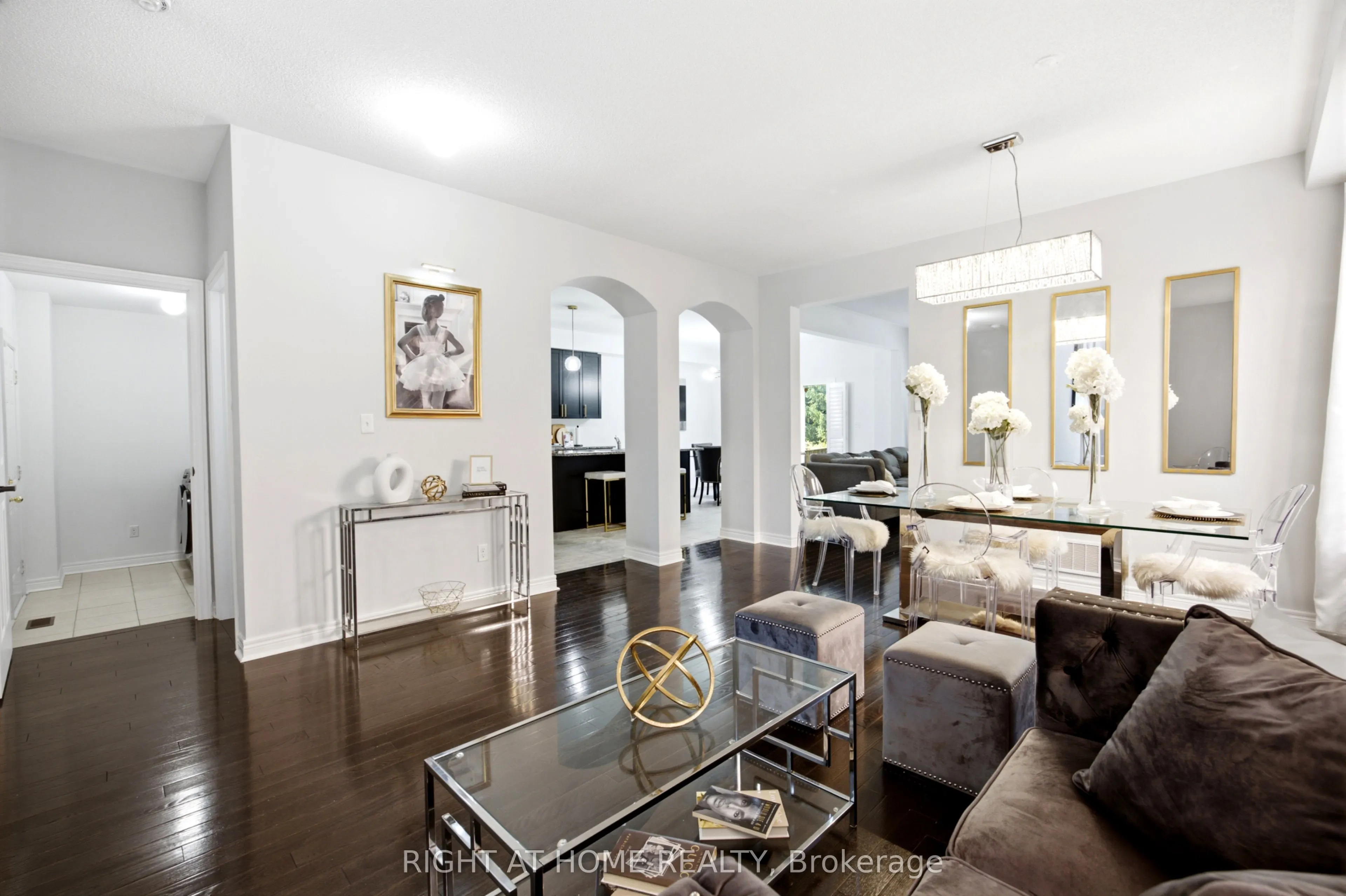 216 Greenwood Road