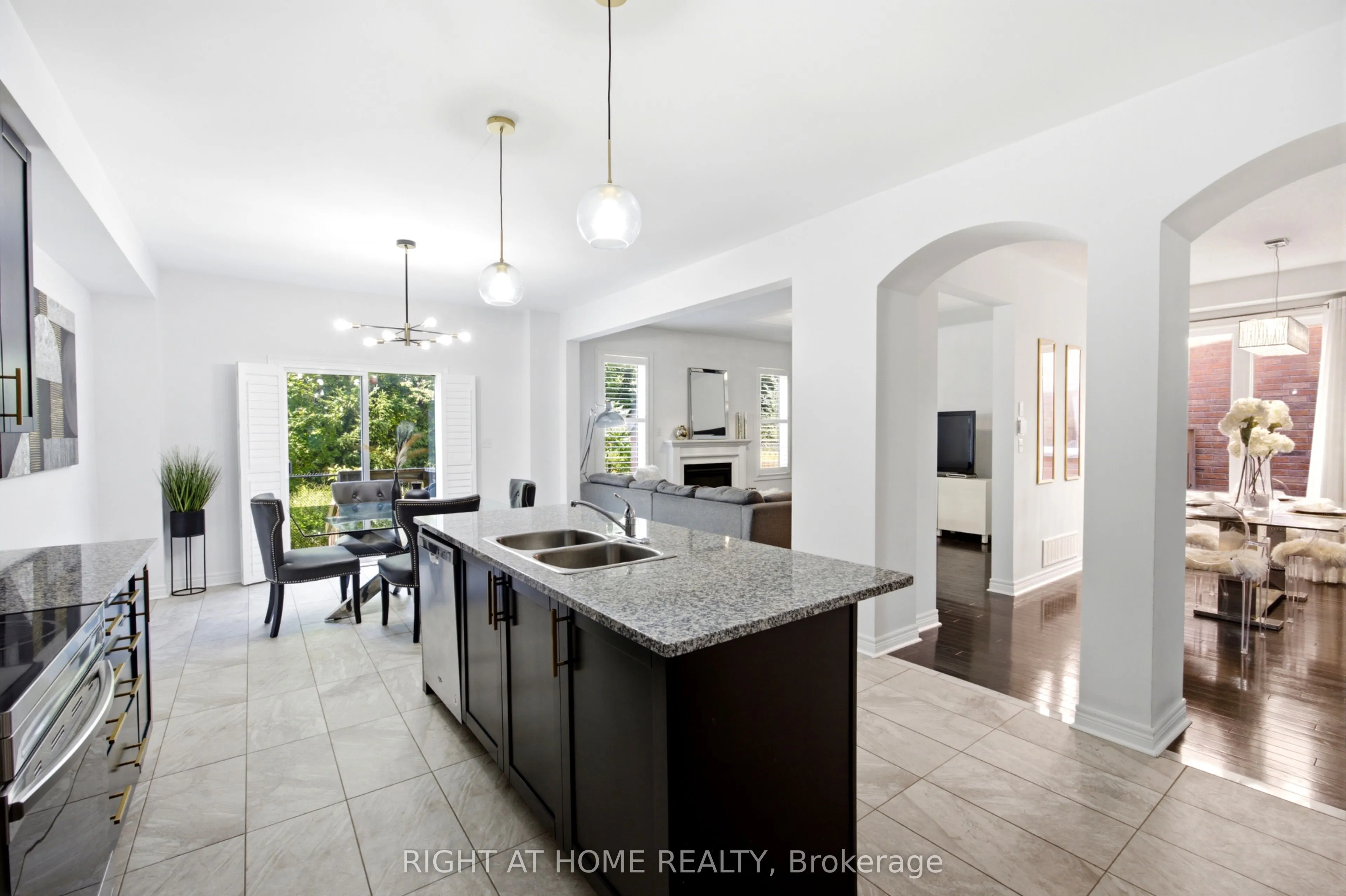 216 Greenwood Road