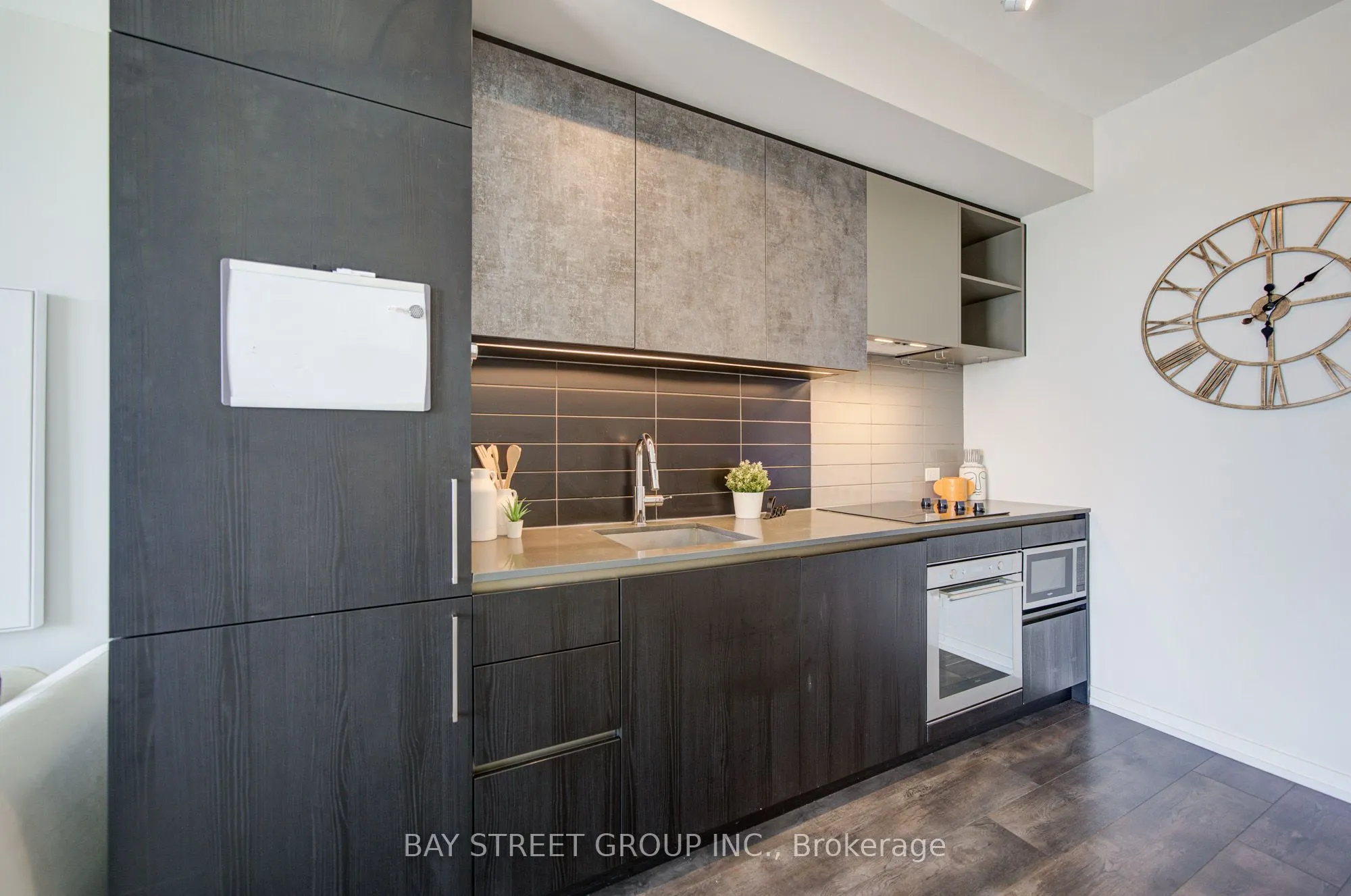 1000 Portage Parkway #3109