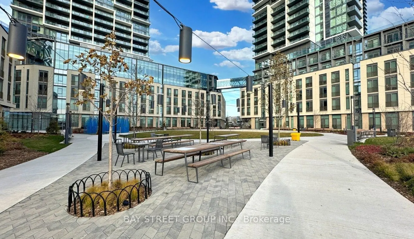 1000 Portage Parkway #3109