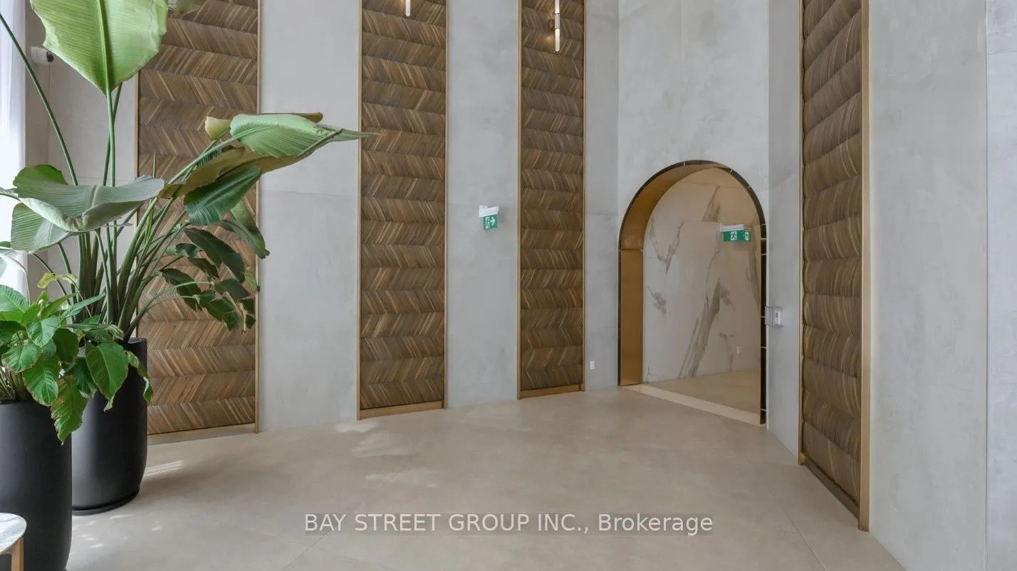 1000 Portage Parkway #3109