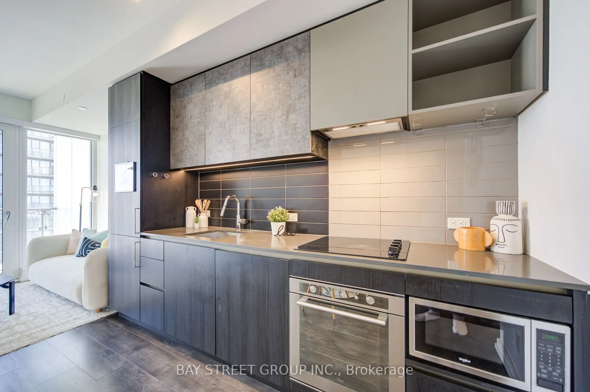 1000 Portage Parkway #3109
