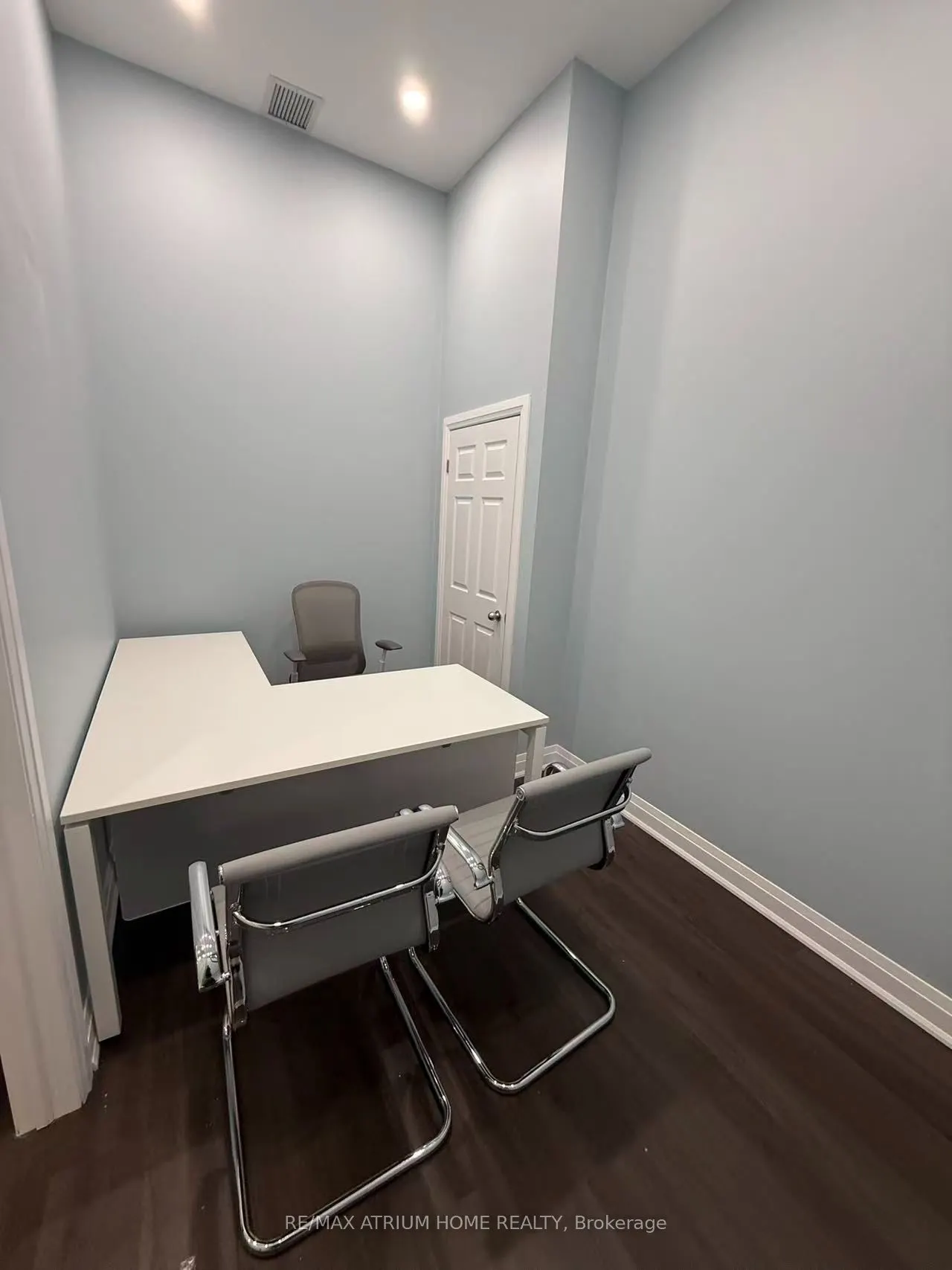 9390 Woodbine Avenue #1B56