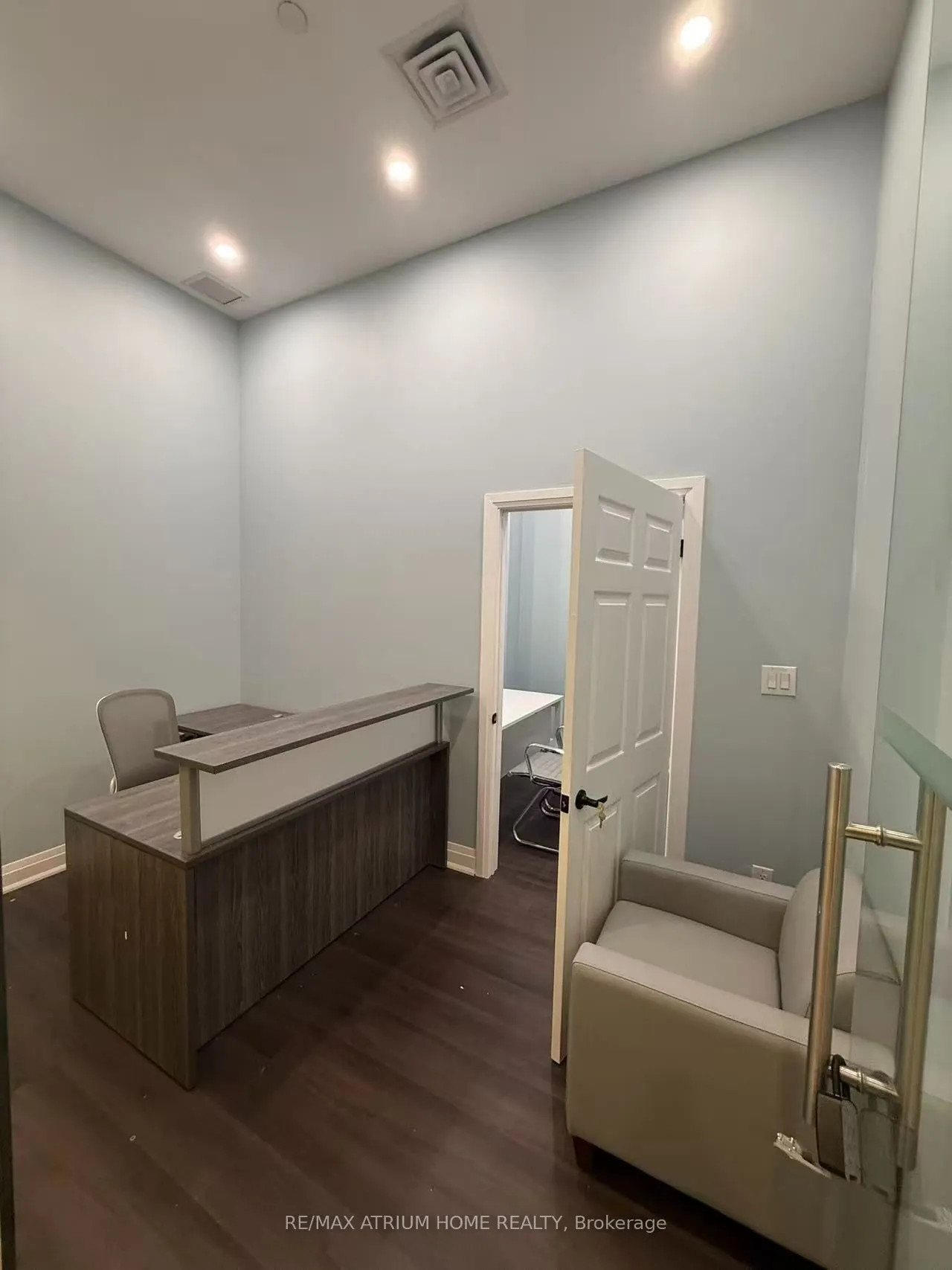 9390 Woodbine Avenue #1B56