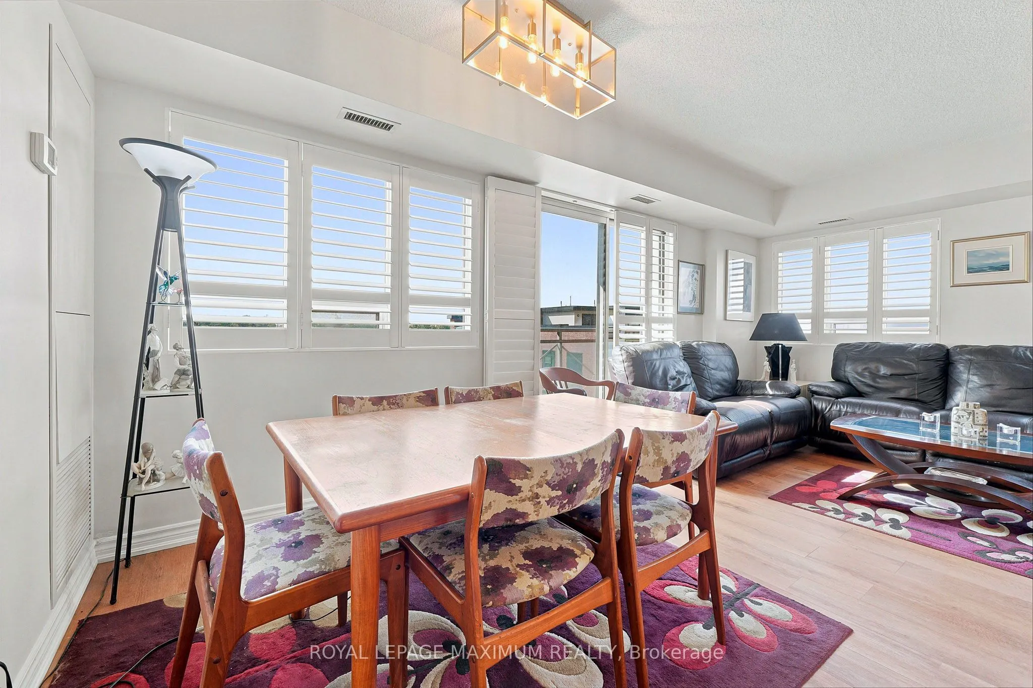 7730 Kipling Avenue #402