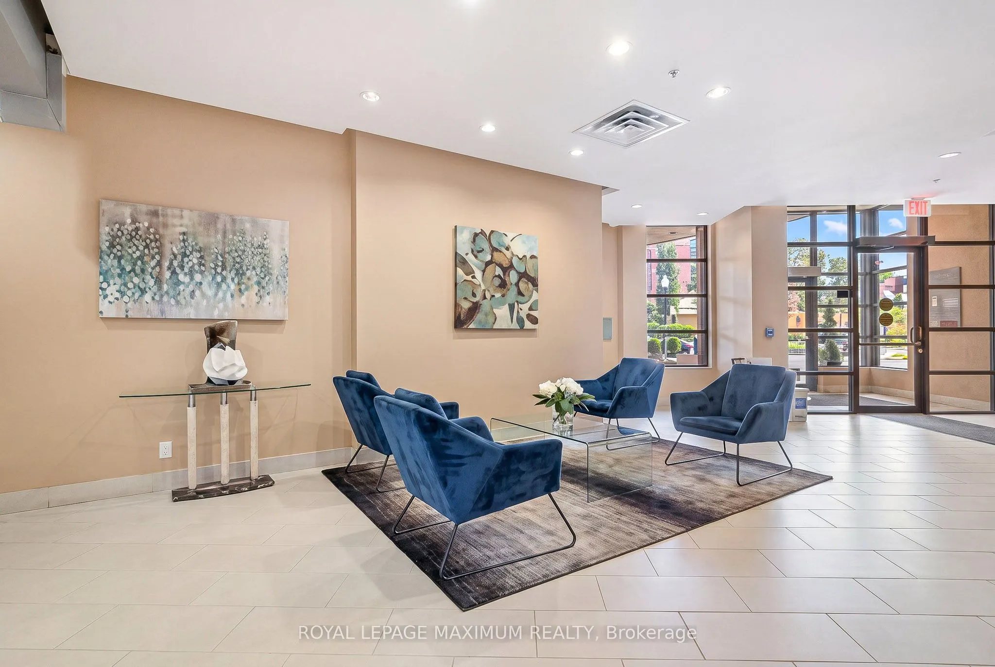 7730 Kipling Avenue #402