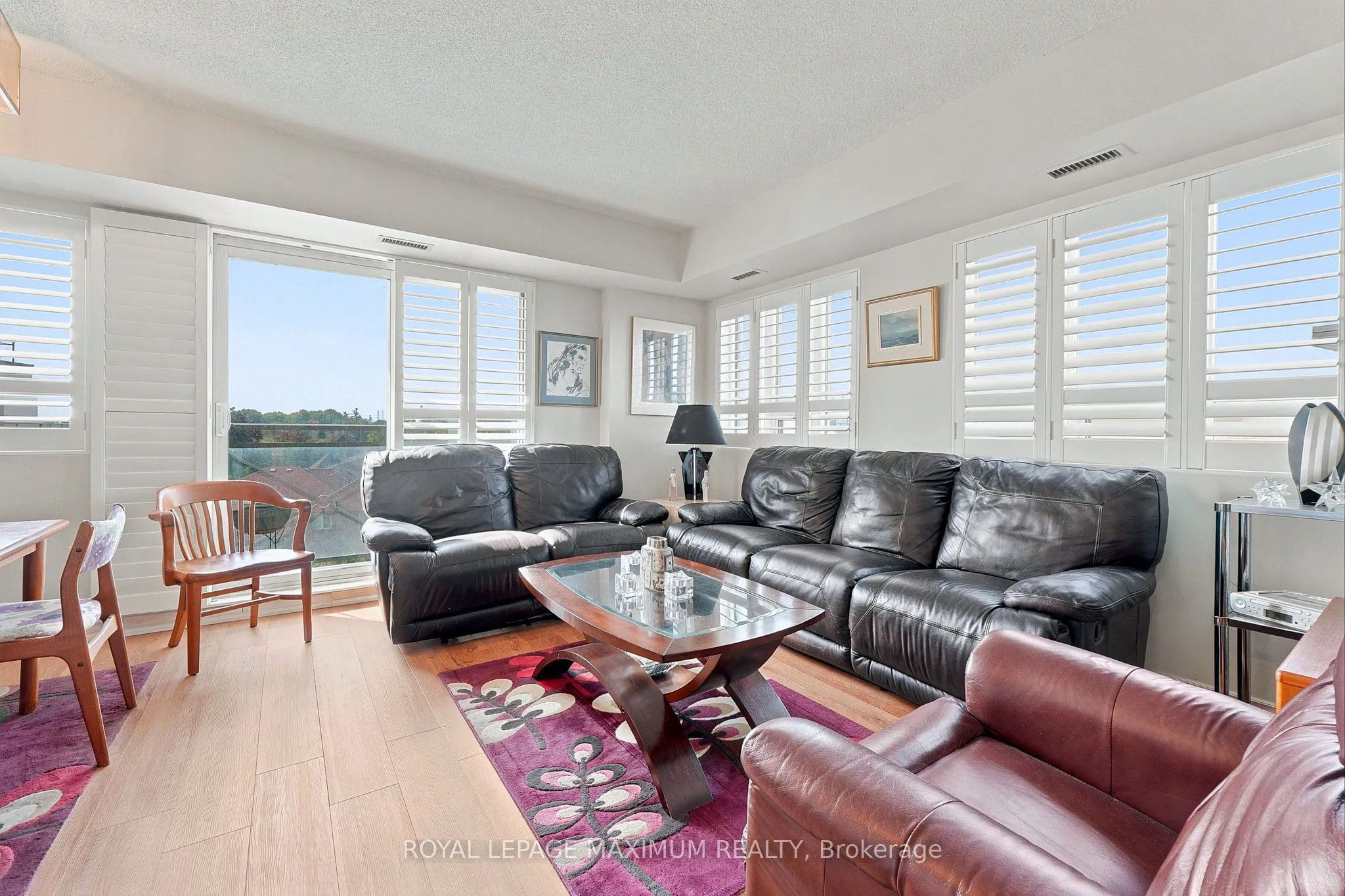 7730 Kipling Avenue #402