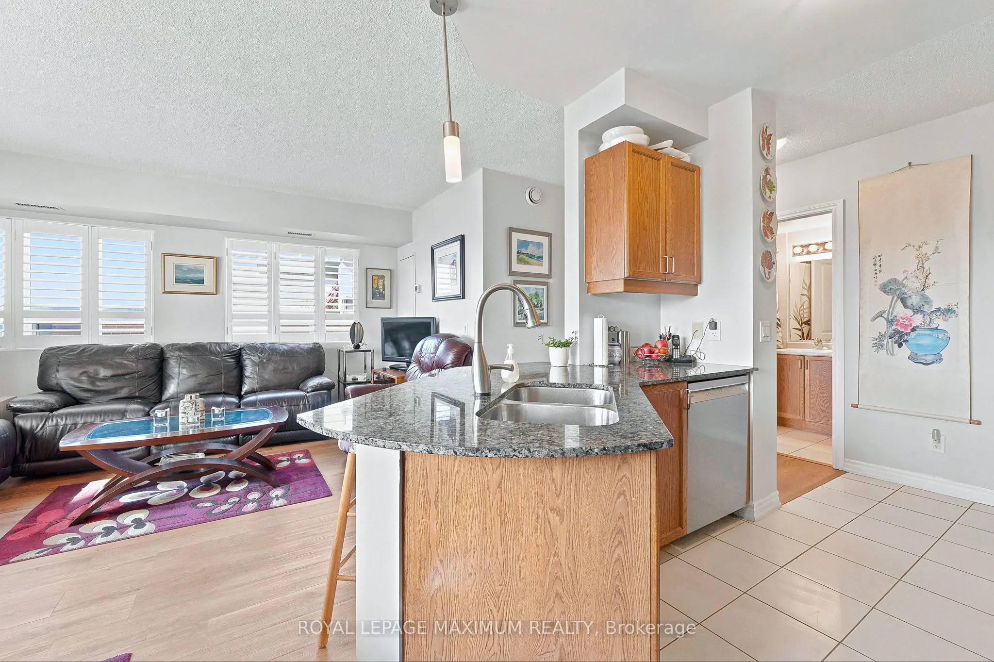 7730 Kipling Avenue #402