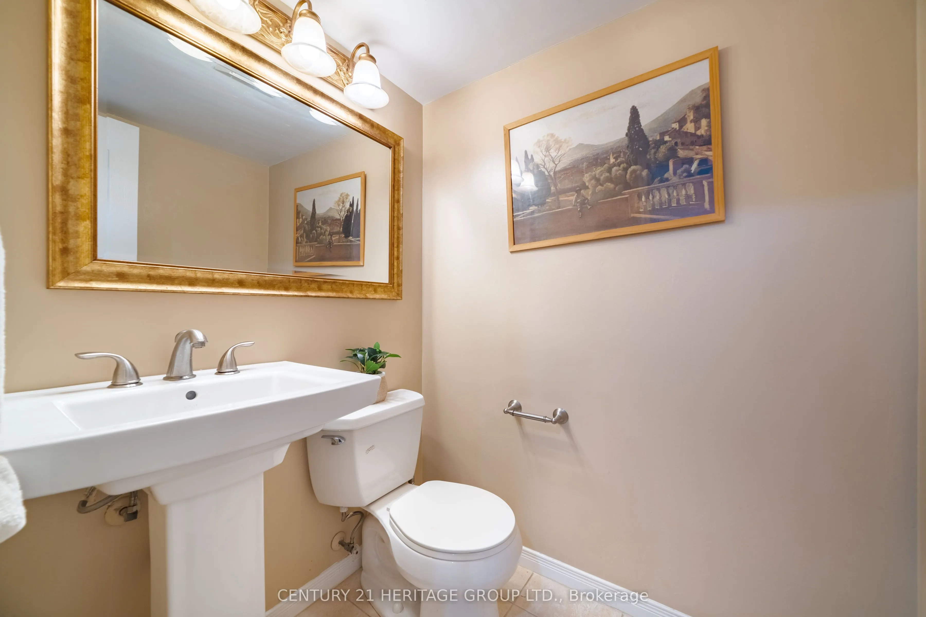 38 Kitsilano Crescent