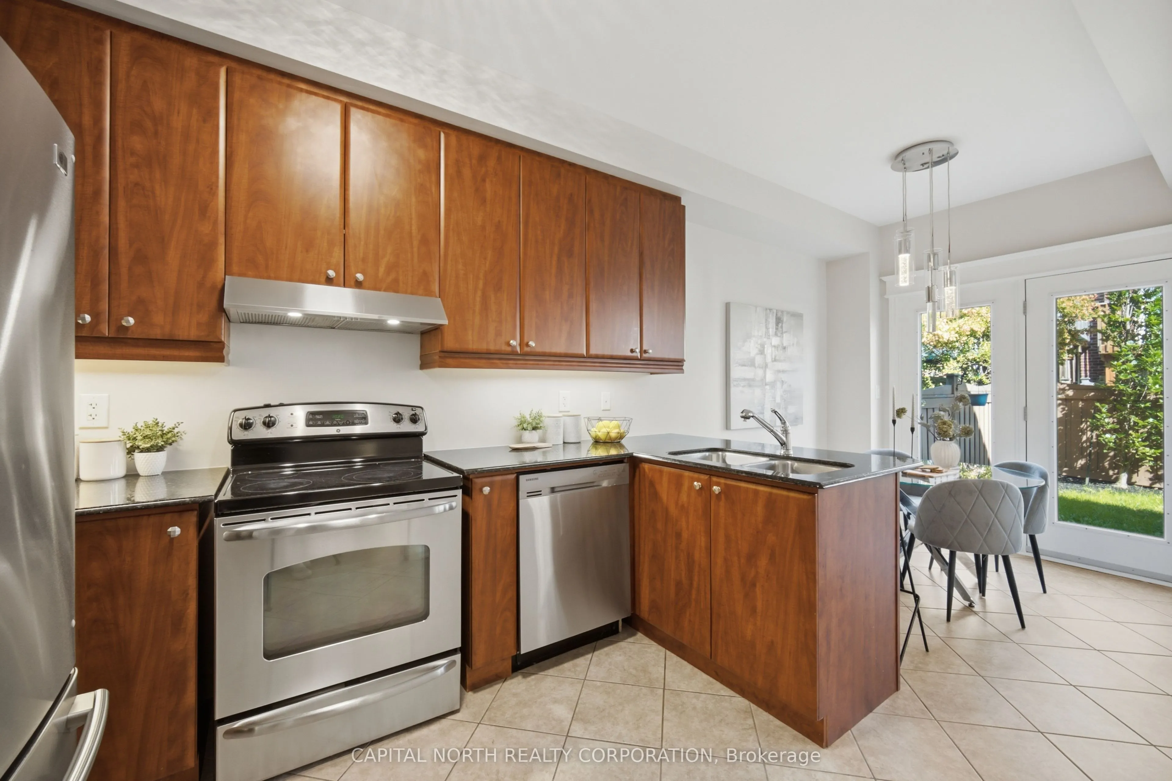 384 William Dunn Crescent