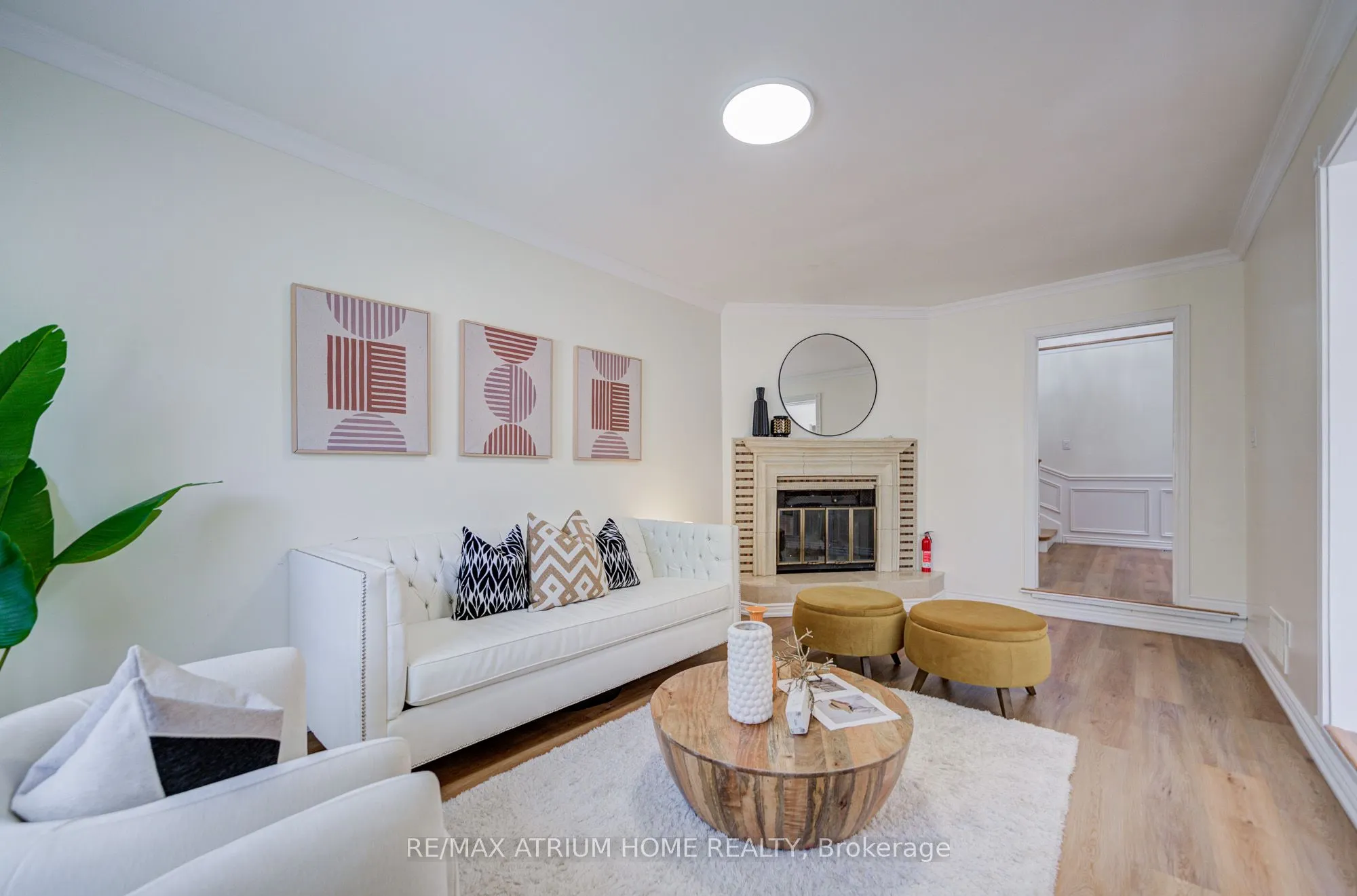 77 Rosedale Heights Drive
