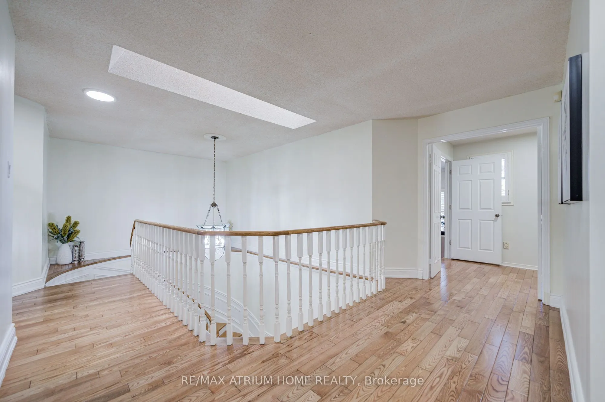 77 Rosedale Heights Drive