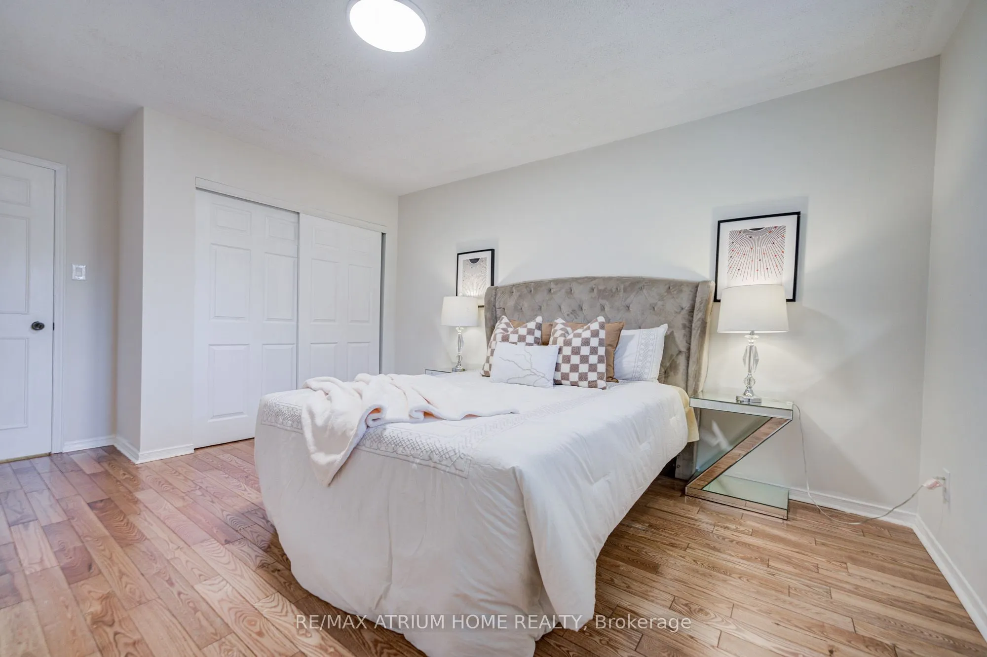 77 Rosedale Heights Drive