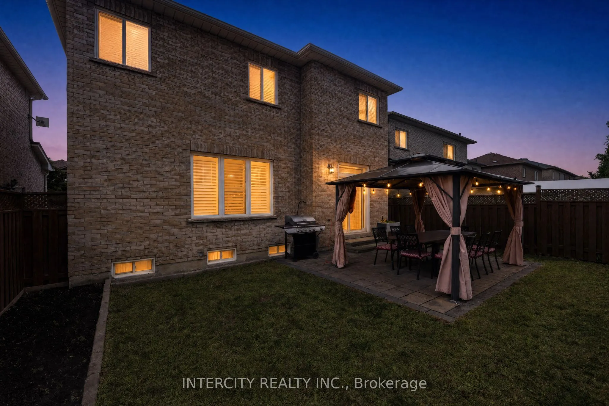 37 Redfinch Crescent