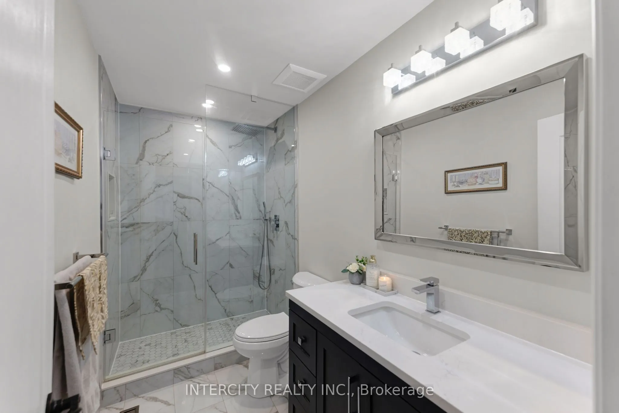 37 Redfinch Crescent