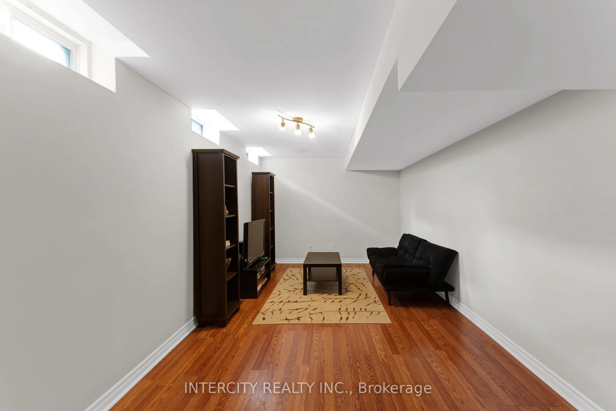 37 Redfinch Crescent