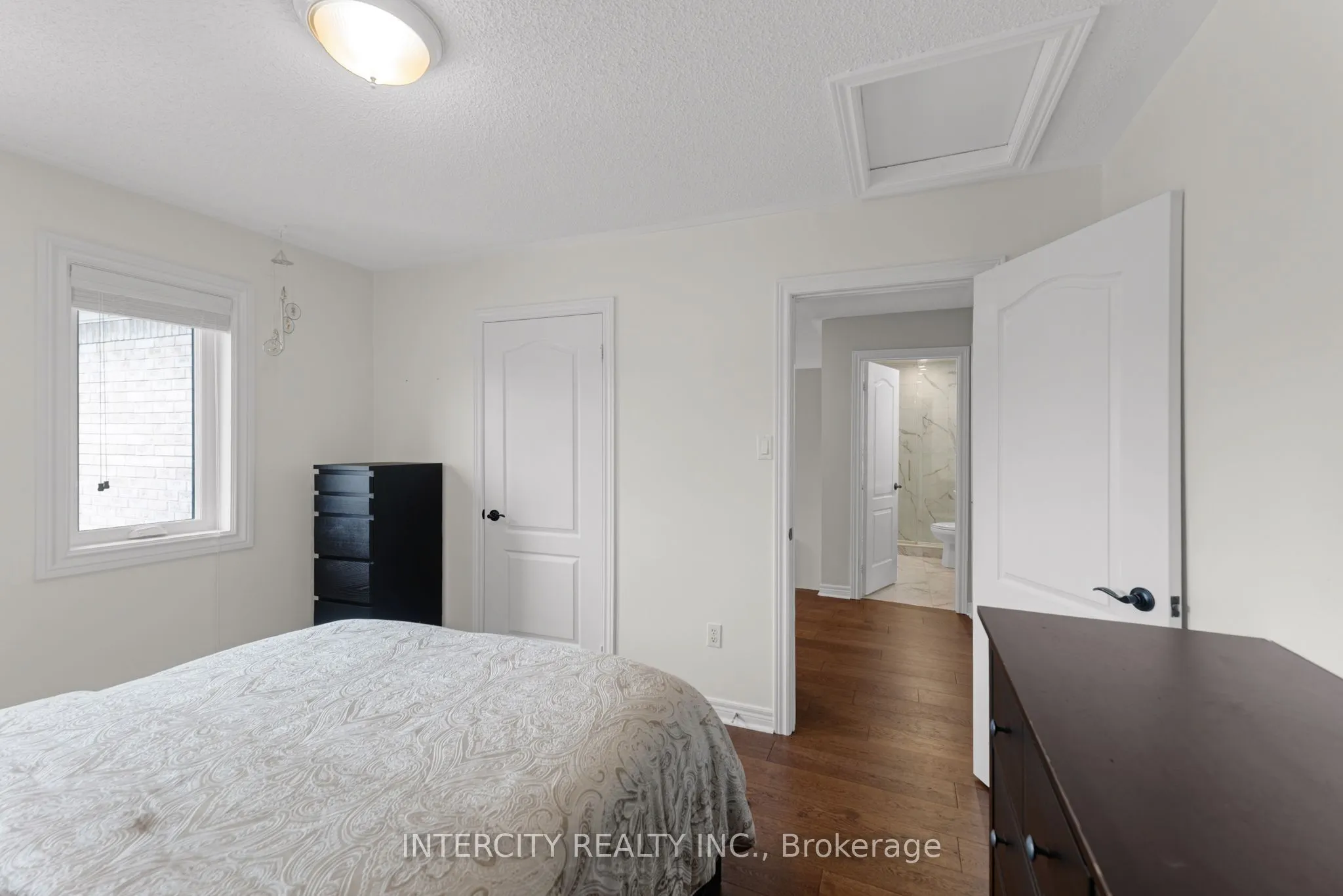 37 Redfinch Crescent