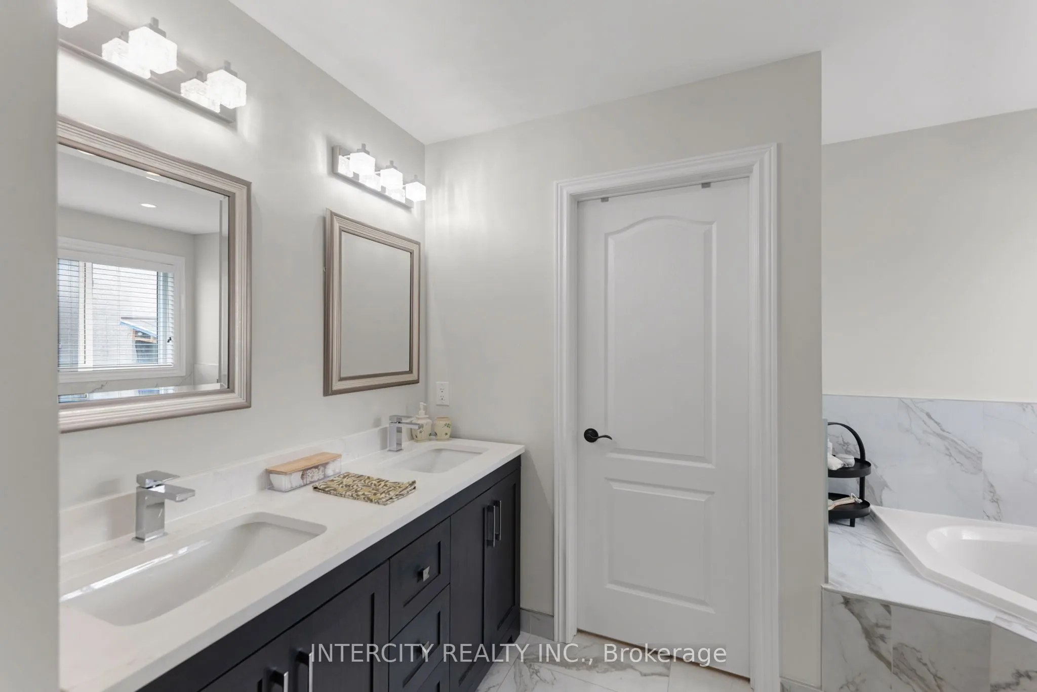 37 Redfinch Crescent