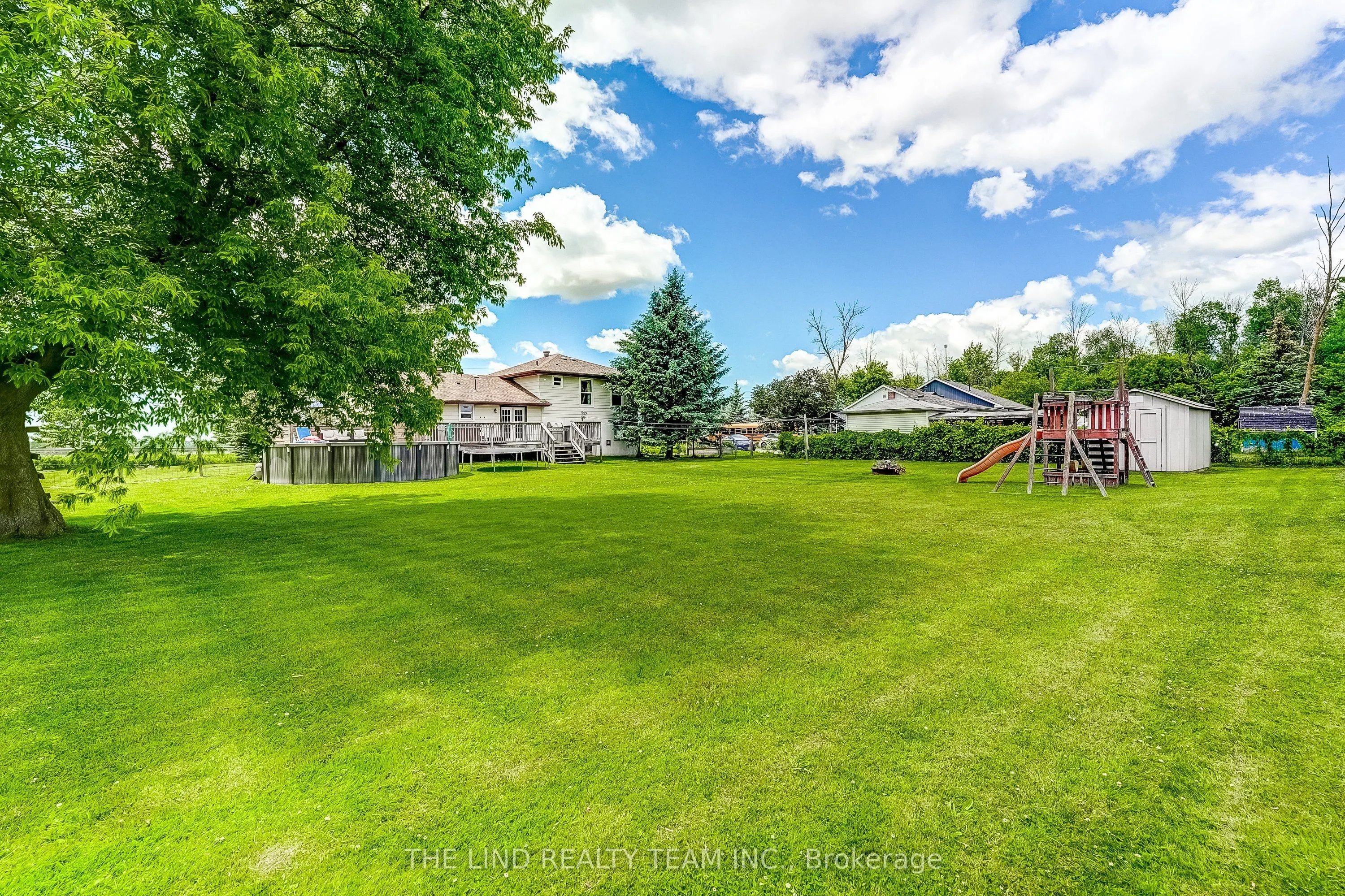 19505 Bathurst Street